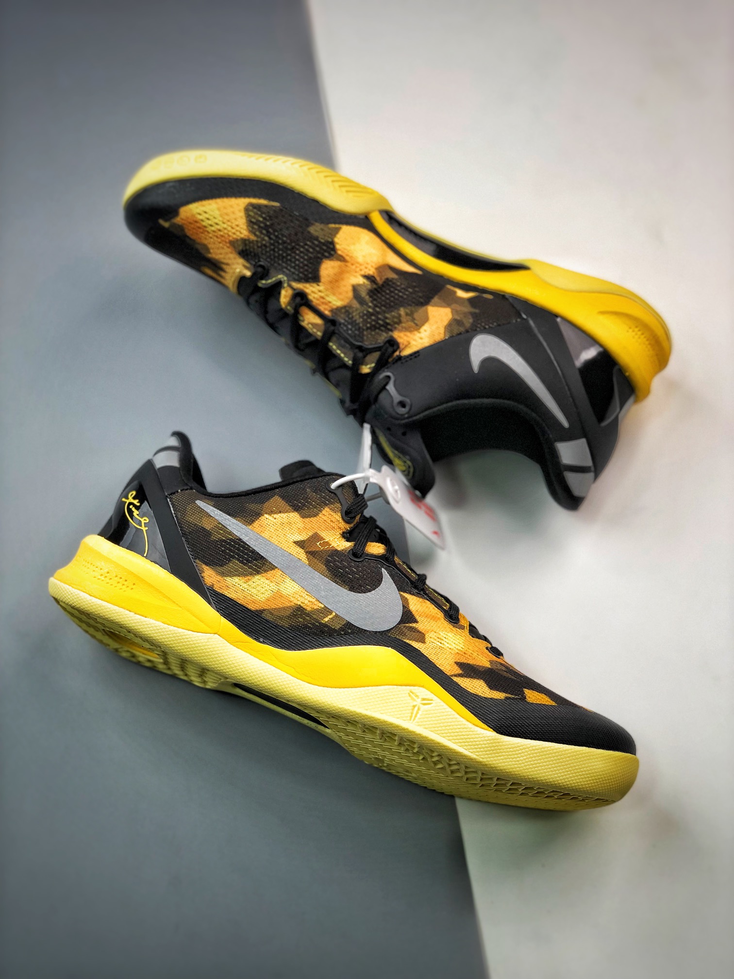 350 Nike Kobe 8 System 科比8代 灭世纯原第七弹 ”黑黄” 全码开闸 555286-077