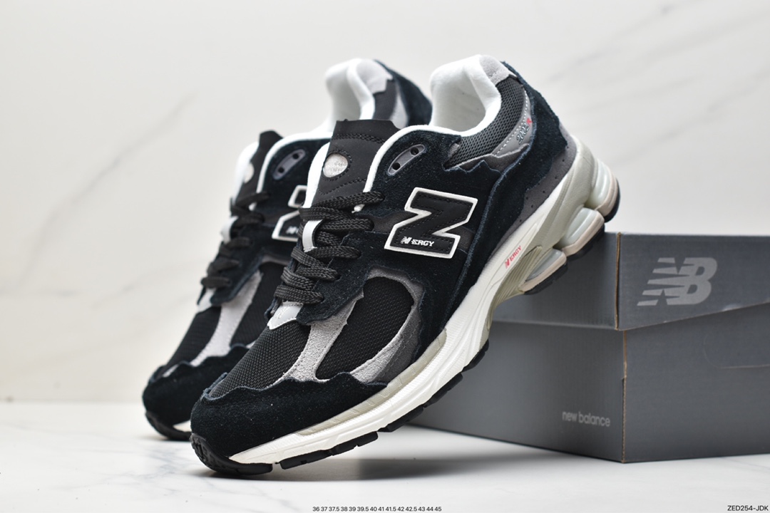 New Balance 2002R ”Reflned Future” Retro Casual Low Top Running Shoes M2002RDJ