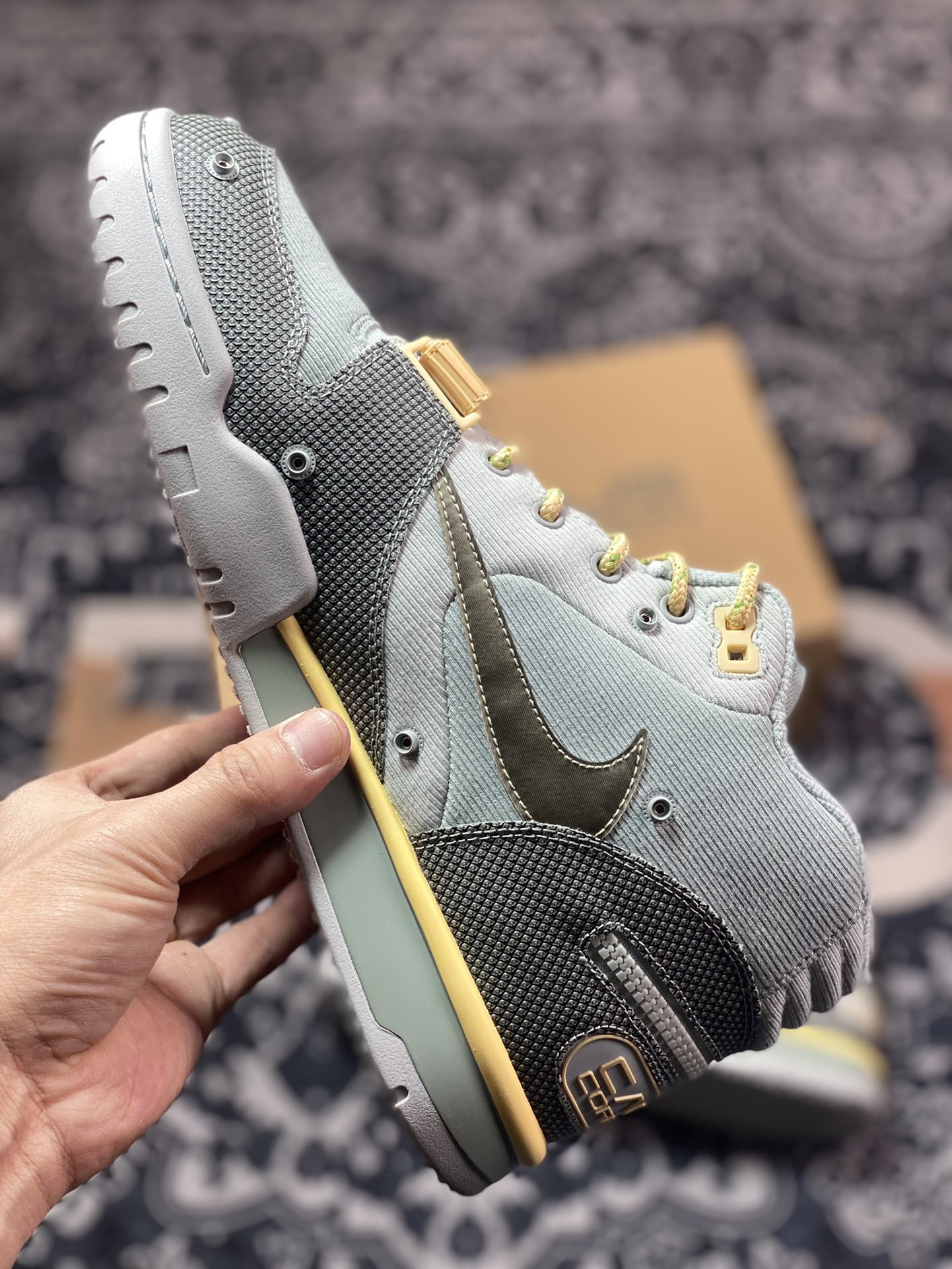 Original level Travis Scott x Nike Air Trainer 1 ”Grey Haze” DR7515-001-Top High Quatity Cheap Sneakers Fashion Clothing Clothes Bags handbags Shoes of all Brand wholesale With The best Quality And Beautiful Price from China Factory Chinese suppliers wholesaler seller Original level Travis Scott x Nike Air Trainer 1 ”Grey Haze” DR7515-001