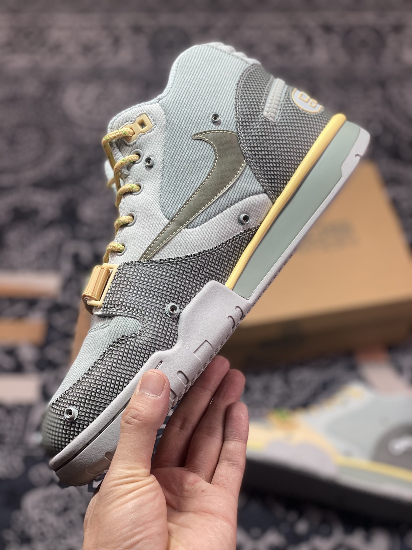 Original level Travis Scott x Nike Air Trainer 1 ”Grey Haze” DR7515-001-Top High Quatity Cheap Sneakers Fashion Clothing Clothes Bags handbags Shoes of all Brand wholesale With The best Quality And Beautiful Price from China Factory Chinese suppliers wholesaler seller Original level Travis Scott x Nike Air Trainer 1 ”Grey Haze” DR7515-001