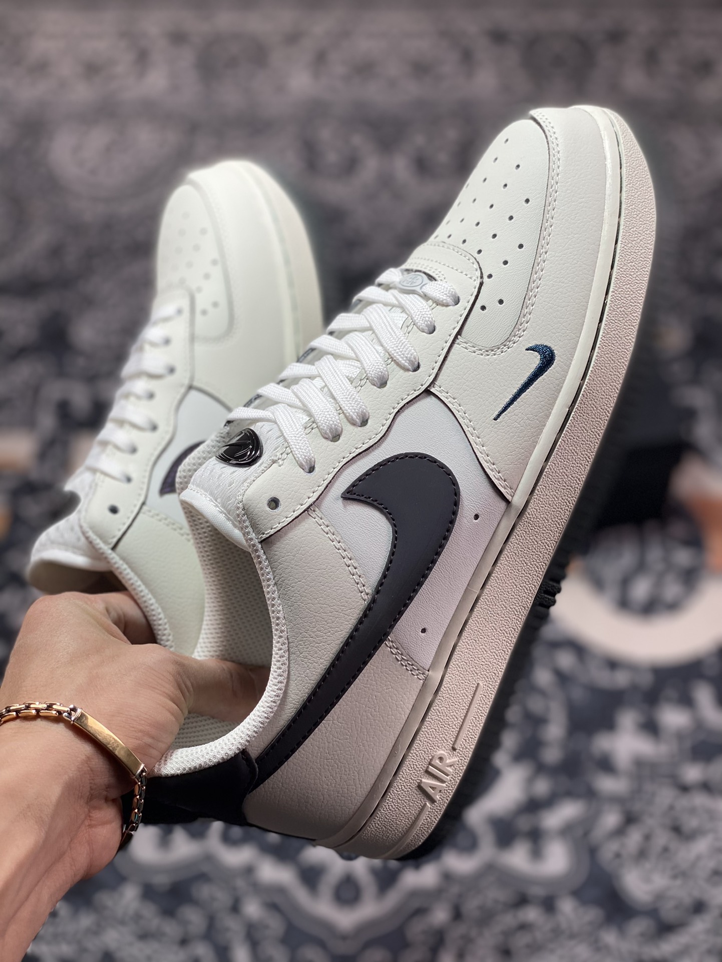 Nike Air Force 1 '07 Low QS ”Sail White/Aap Green Mini Swoosh” Air Force One FB1839-999-Top High Quatity Cheap Sneakers Fashion Clothing Clothes Bags handbags Shoes of all Brand wholesale With The best Quality And Beautiful Price from China Factory Chinese suppliers wholesaler seller Nike Air Force 1 '07 Low QS ”Sail White/Aap Green Mini Swoosh” Air Force One FB1839-999
