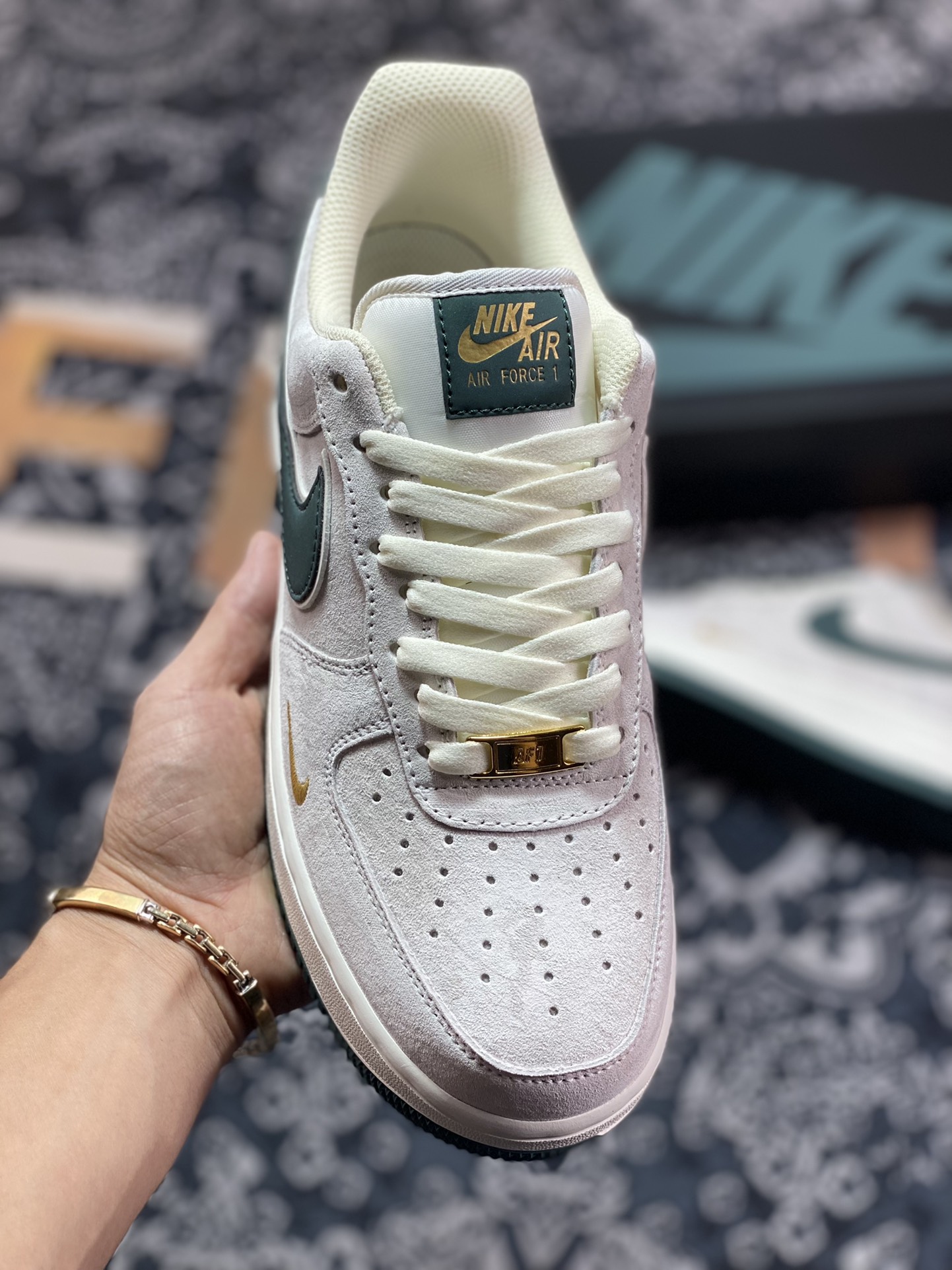 Nike Air Force 1'07 Low ”Grey/Graphite Green/Gold” Air Force One KK5636-710