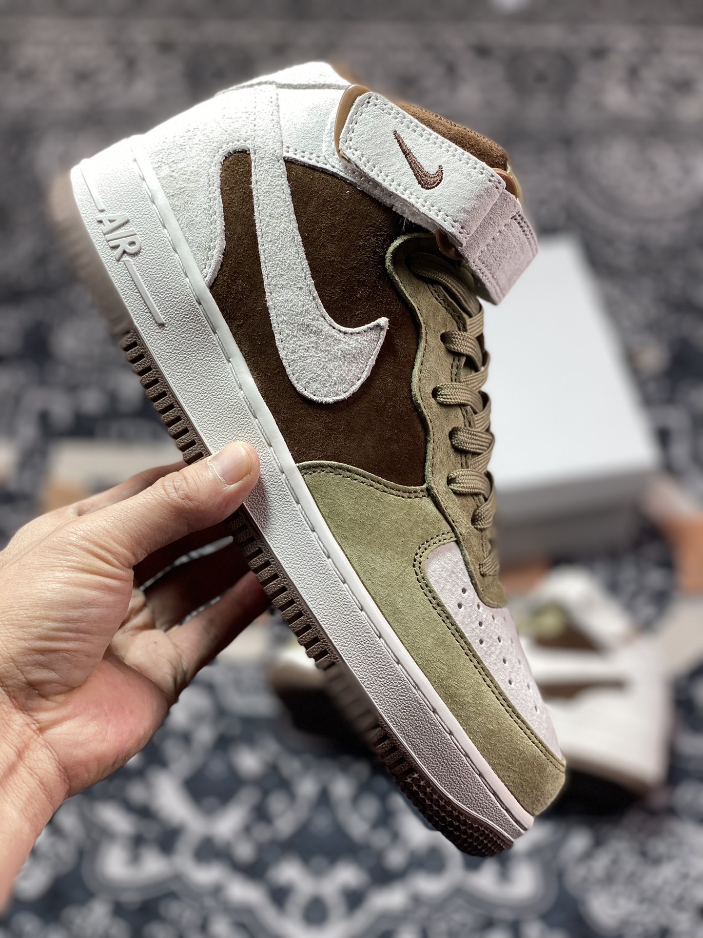 Nike Air Force 1′07 Mid”Olive Green/Brown/Grey” Air Force One HD3053-188