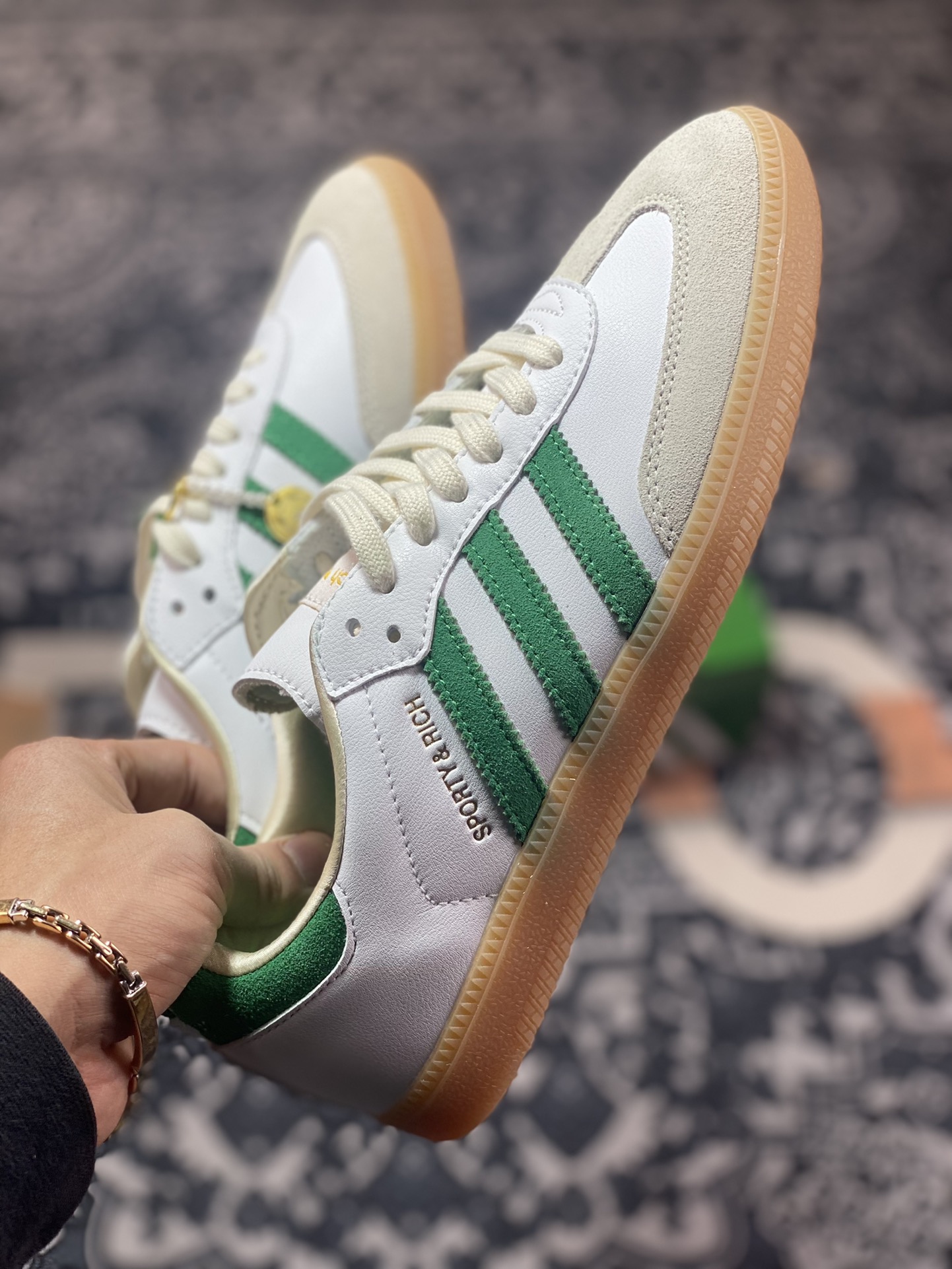 SPORTY & RICh x Adidas Originals Samba