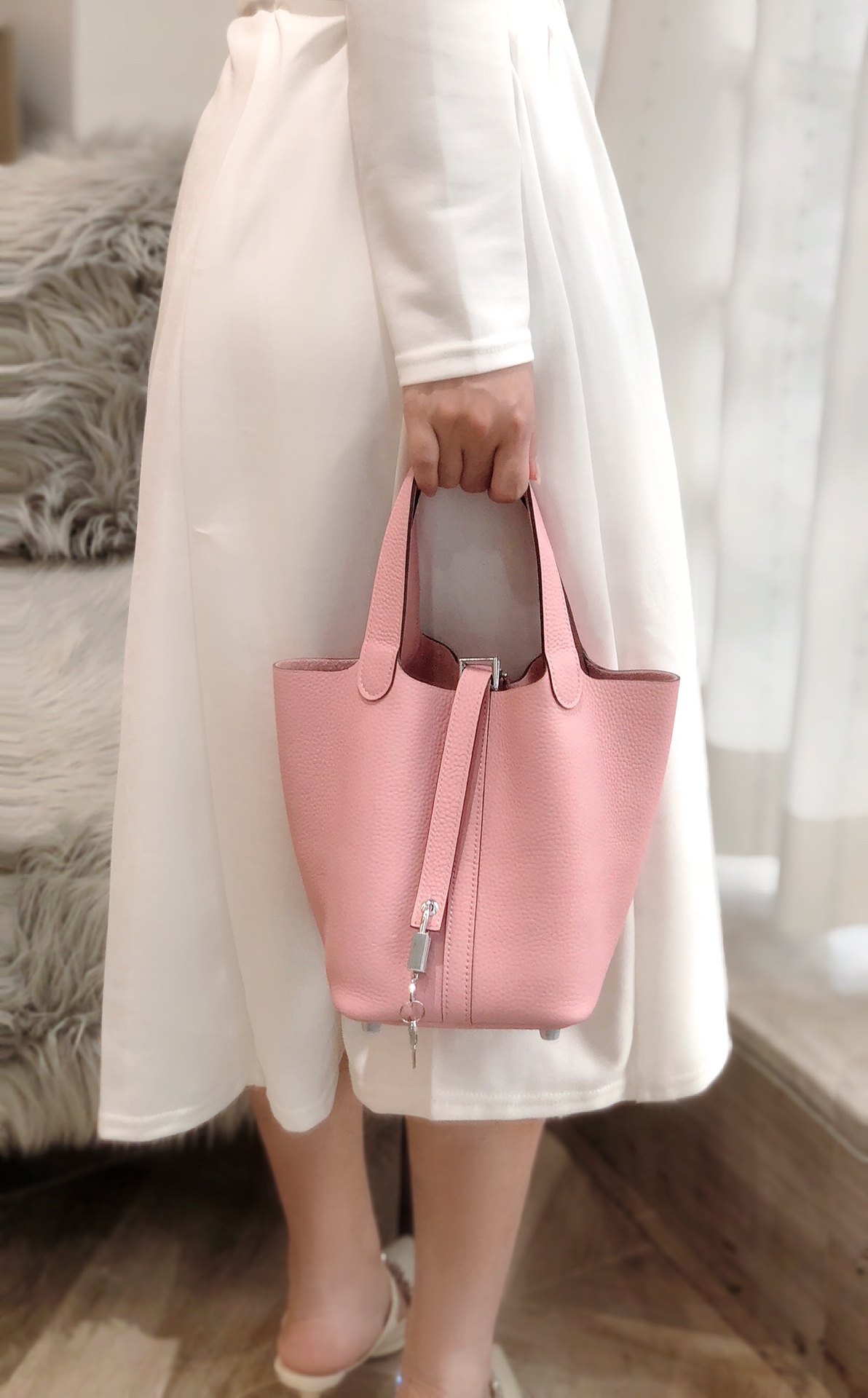 Louis Vuitton Haute Couture Classic Luxury Handbag Shoulder Crossbody 2