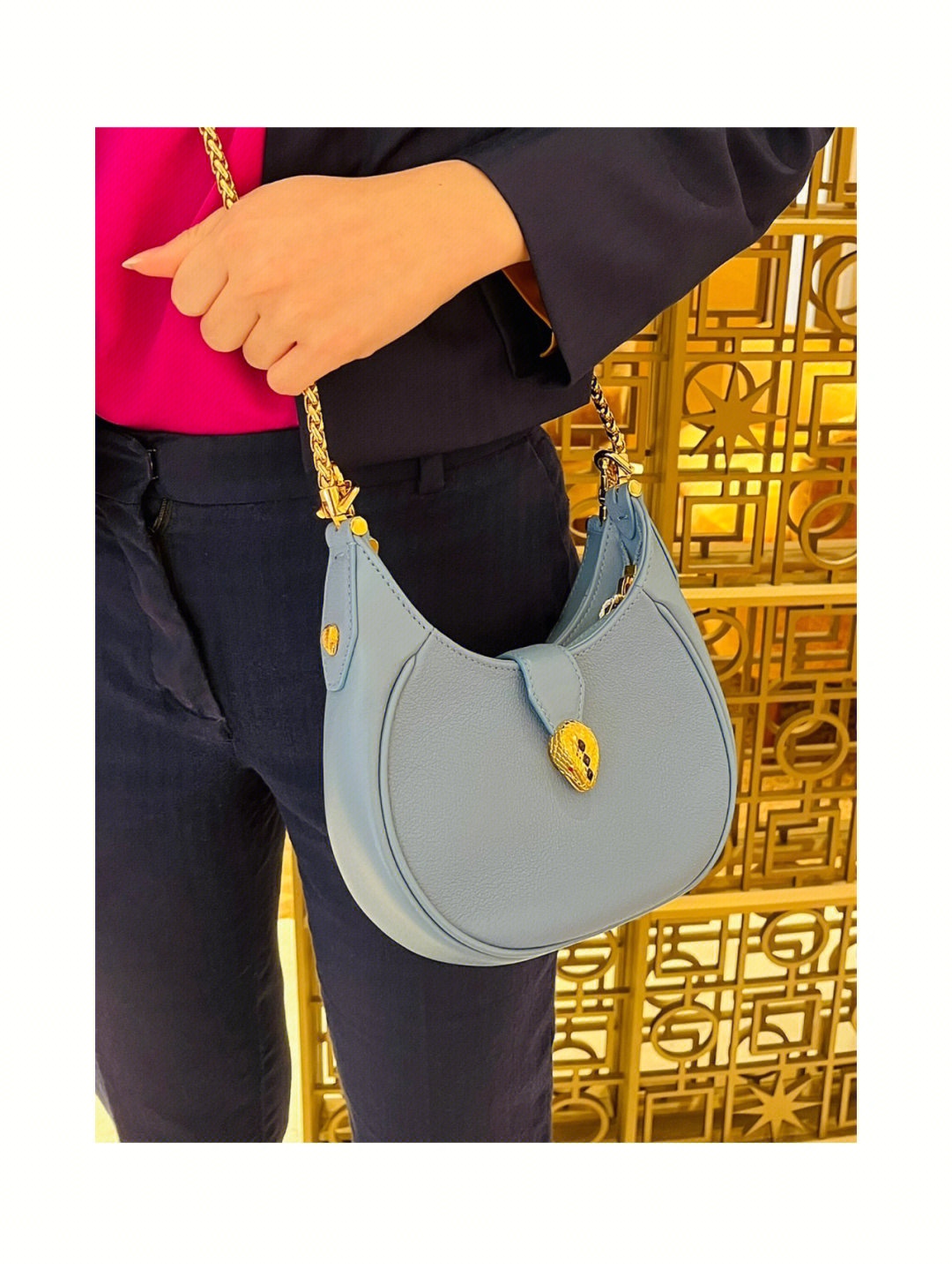Bulgari Upper body picture