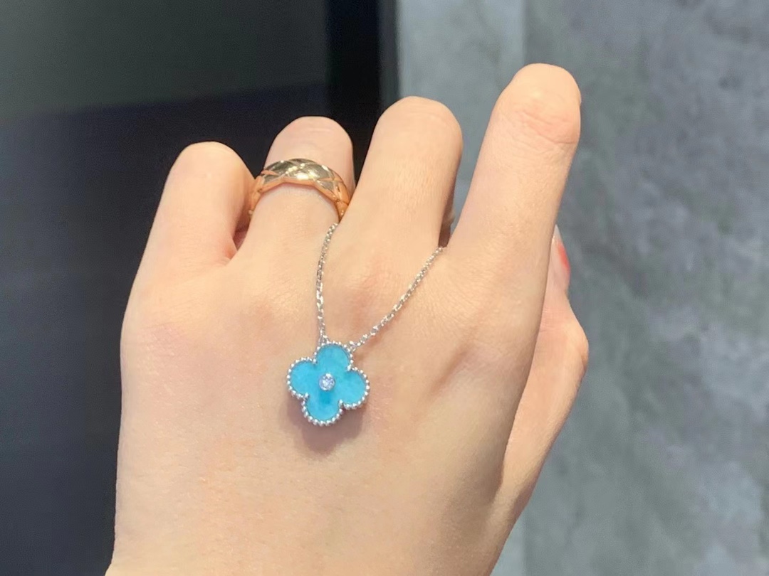 Van Cleef & Arpels Vca圣诞限定天青瓷