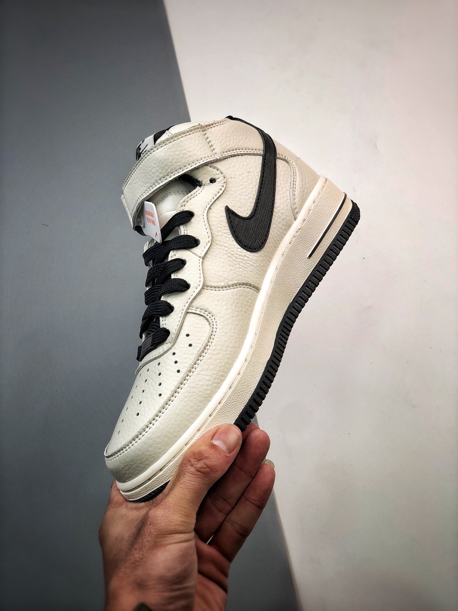 AirForce107Mid白黑签字