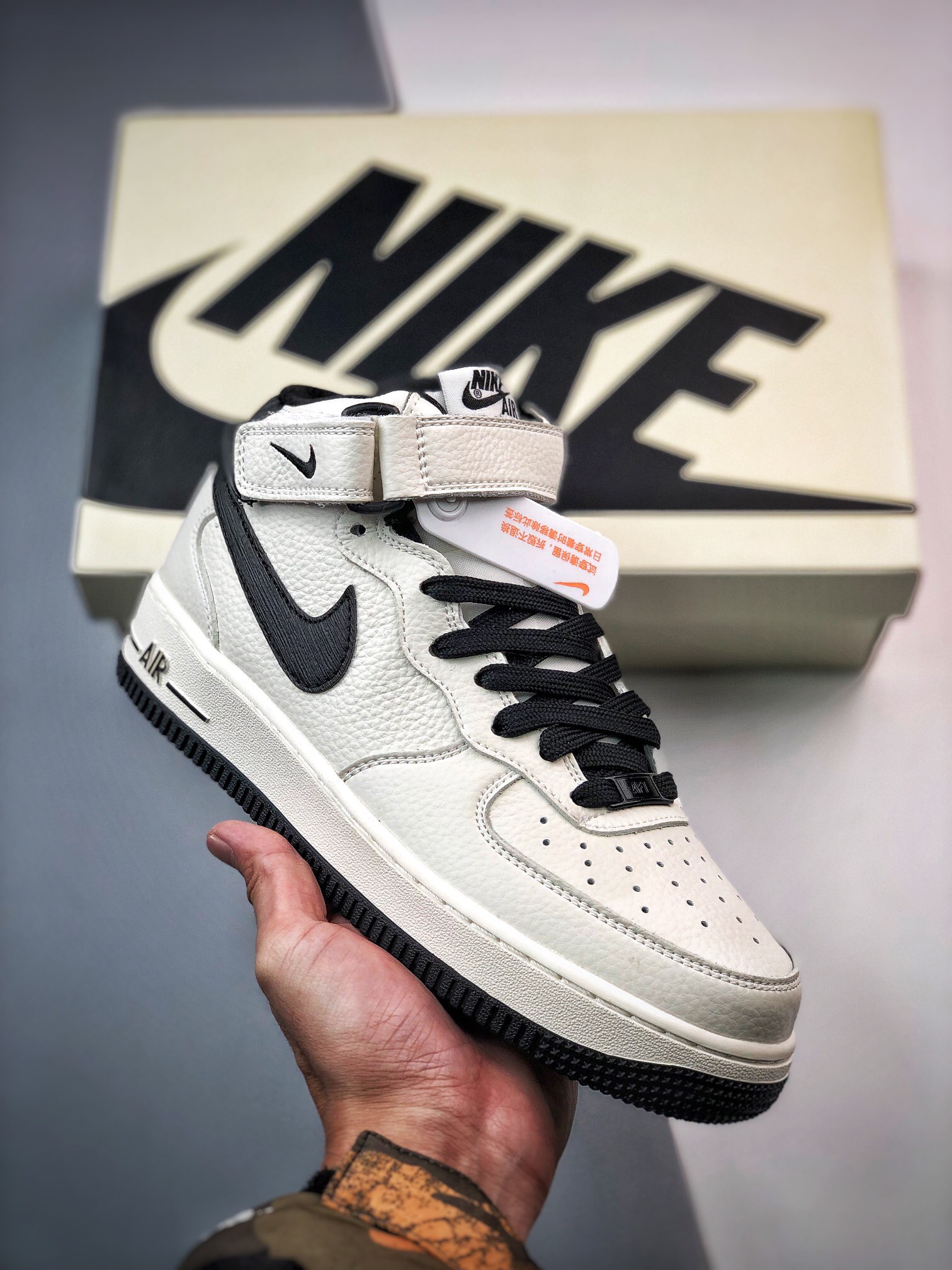 AirForce107Mid白黑签字