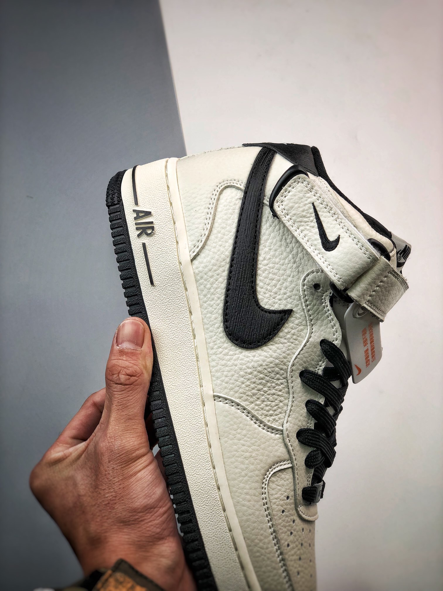 AirForce107Mid白黑签字