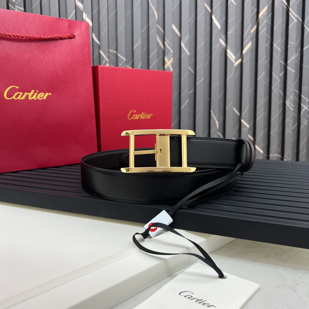 Cartier最新款镀钯饰面针扣式皮带Cartier标志牛皮双面皮带浮雕“Cartier”标志尺寸宽35