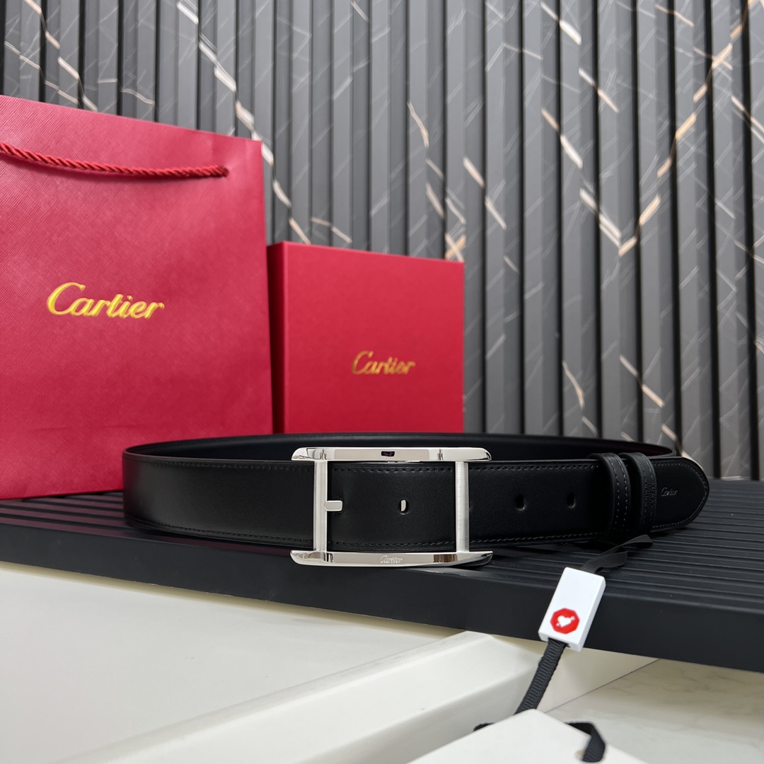 Cartier最新款镀钯饰面针扣式皮带Cartier标志牛皮双面皮带浮雕“Cartier”标志尺寸宽35