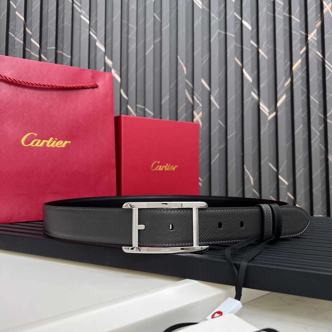 Cartier最新款镀钯饰面针扣式皮带Cartier标志牛皮双面皮带浮雕“Cartier”标志尺寸宽35