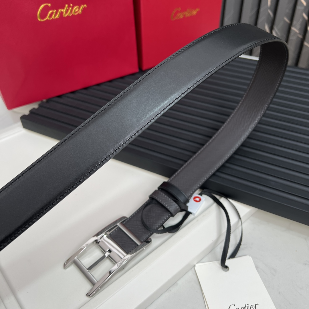 Cartier最新款镀钯饰面针扣式皮带Cartier标志牛皮双面皮带浮雕“Cartier”标志尺寸宽35