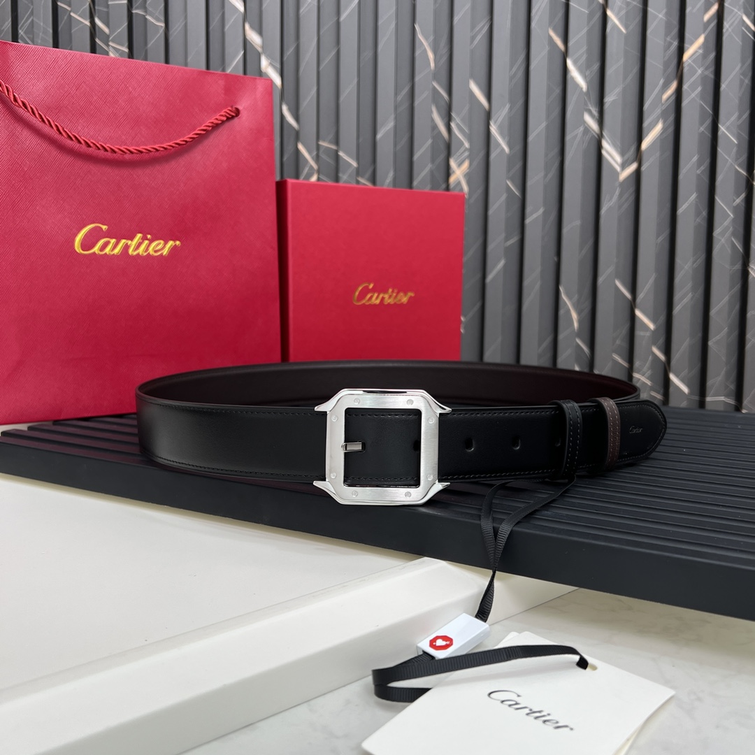 镀钯饰面针扣式皮带Cartier标志黑色与棕色牛皮双面皮带浮雕“Cartier”标志尺寸宽35毫米可调节