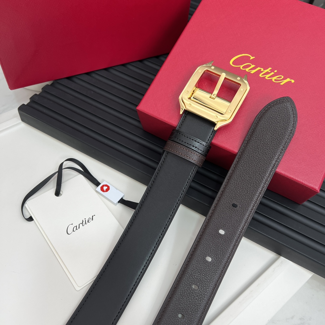 镀钯饰面针扣式皮带Cartier标志黑色与棕色牛皮双面皮带浮雕“Cartier”标志尺寸宽35毫米可调节