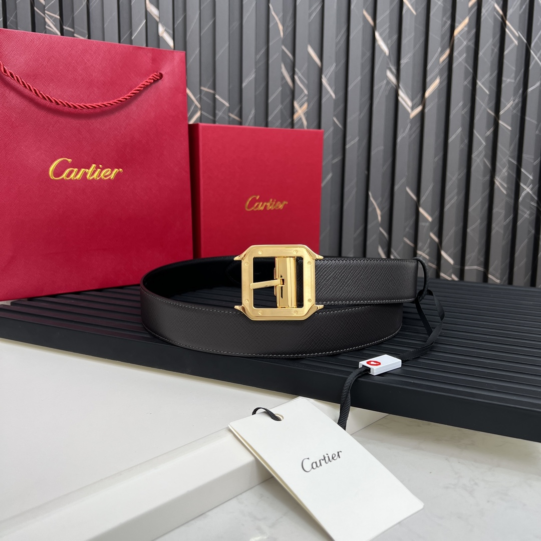 镀钯饰面针扣式皮带Cartier标志黑色与棕色牛皮双面皮带浮雕“Cartier”标志尺寸宽35毫米可调节