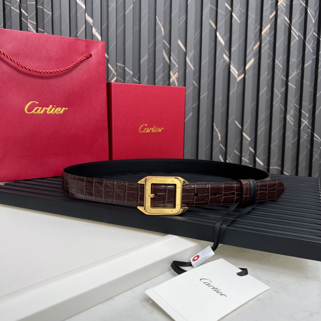 镀钯饰面针扣式皮带Cartier标志黑色与棕色牛皮双面皮带浮雕“Cartier”标志尺寸宽30毫米可调节