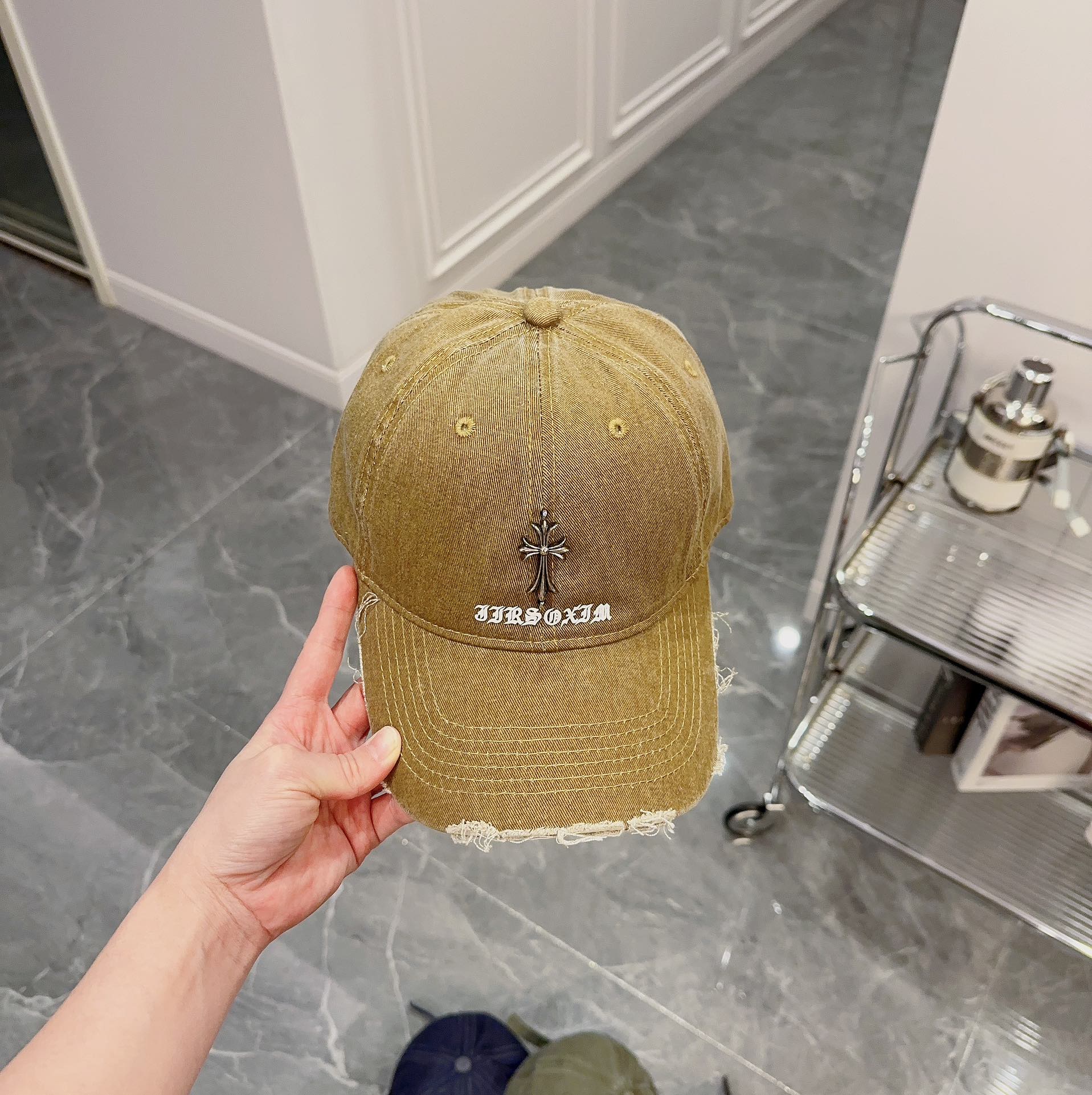 [Chrome Hearts Hats]Not packaged Croxin new model Baseball cap made by washing