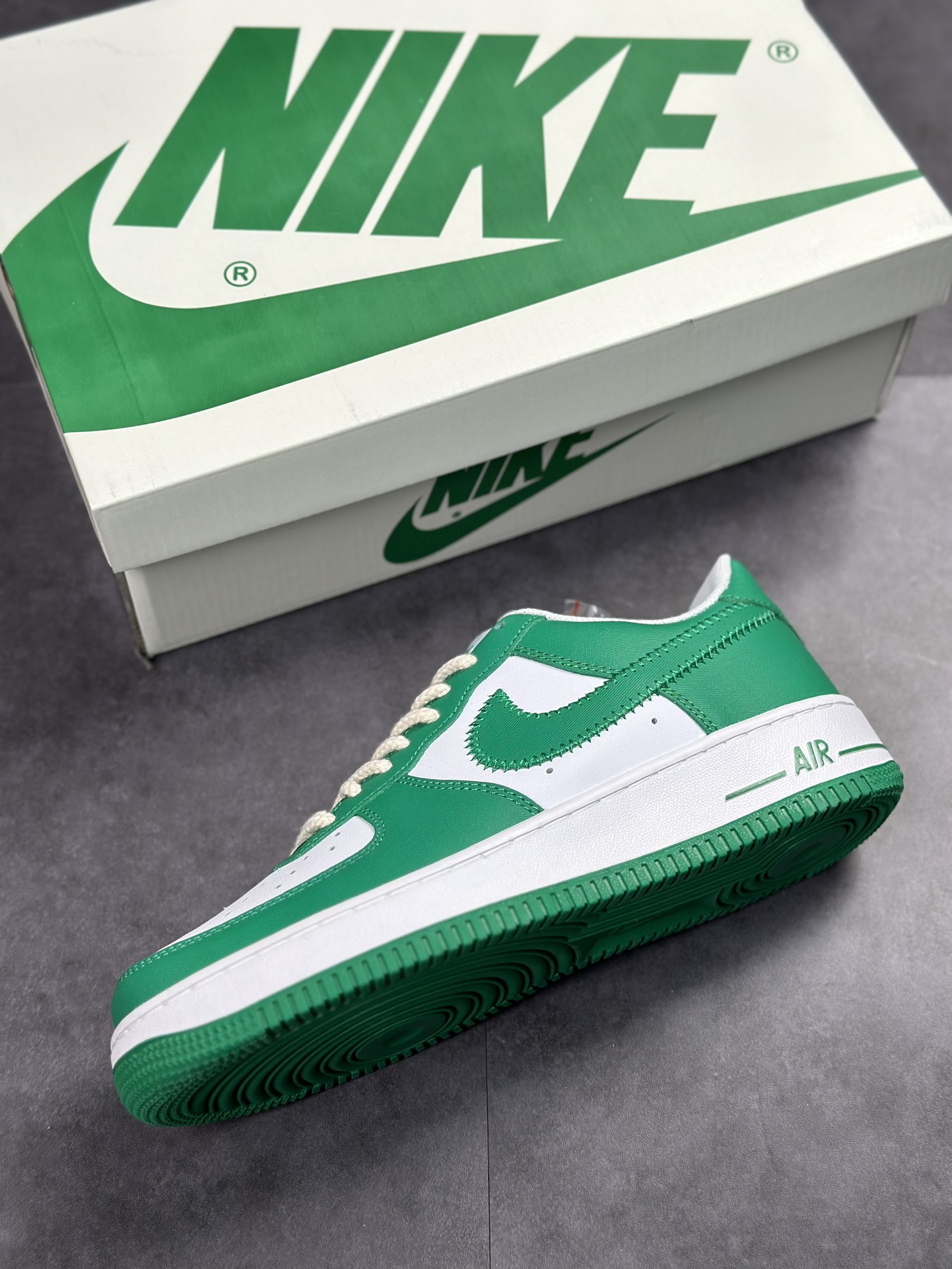 210 Nike Air Force 1 Low 07 白绿 DE0236-011