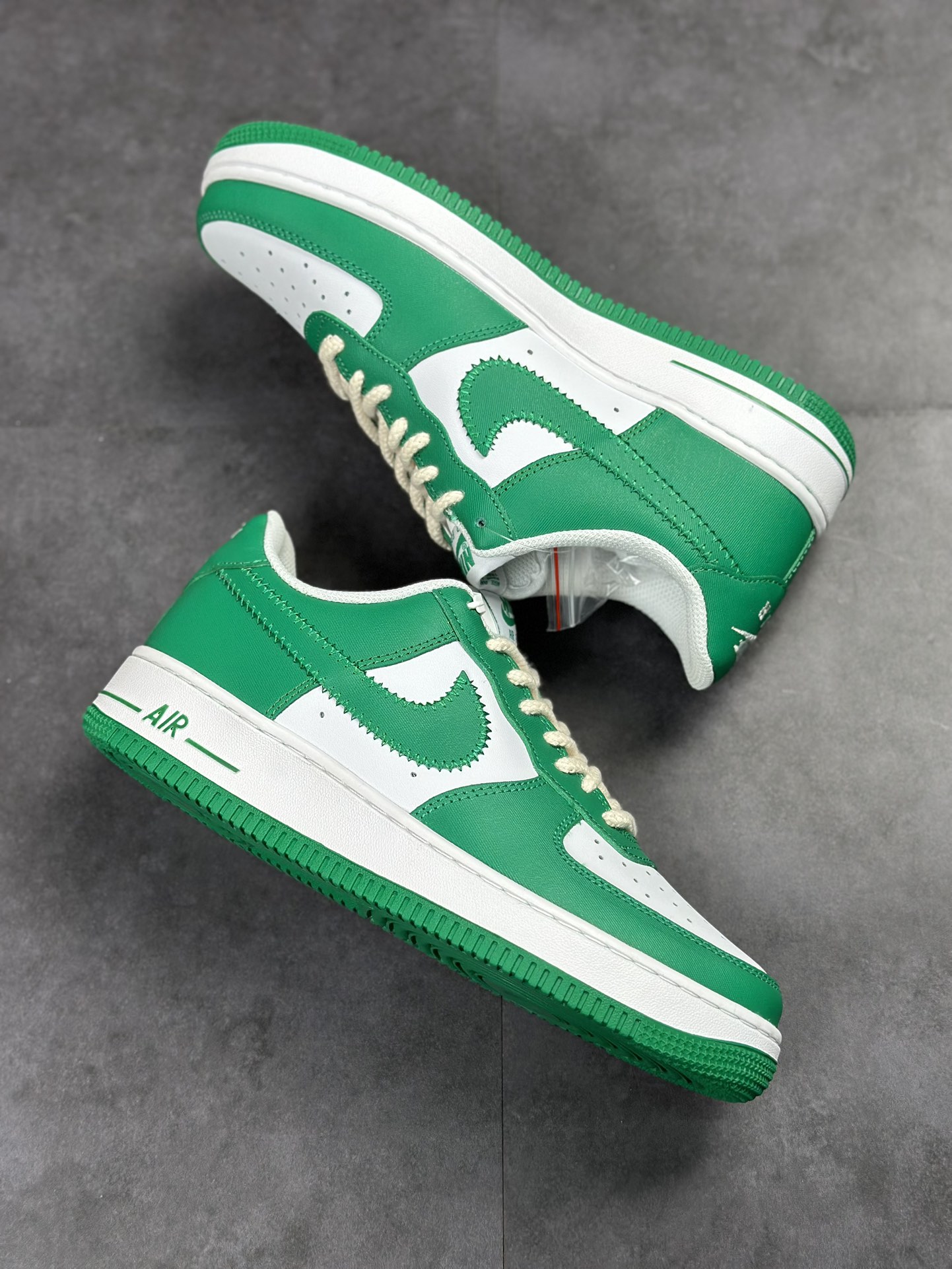 210 Nike Air Force 1 Low 07 白绿 DE0236-011