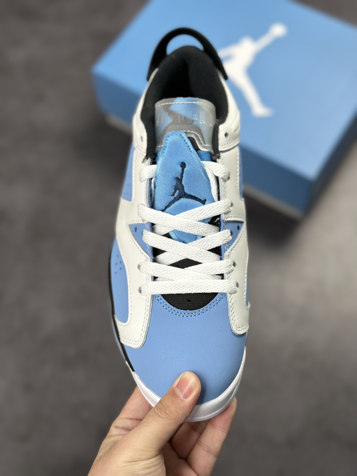 240 Air Jordan 6 Retro Low 白蓝  CT8529-410