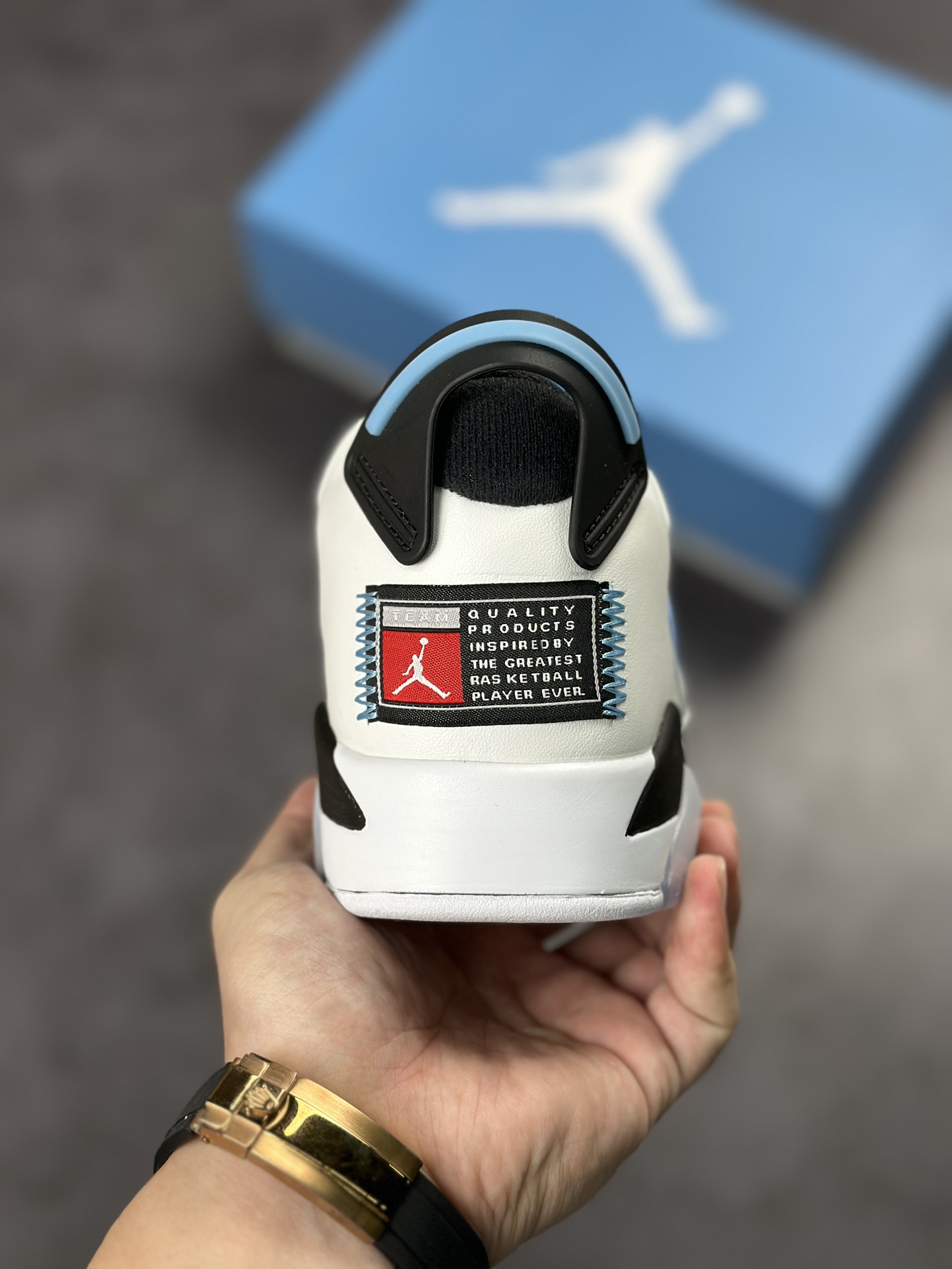 240 Air Jordan 6 Retro Low 白蓝  CT8529-410