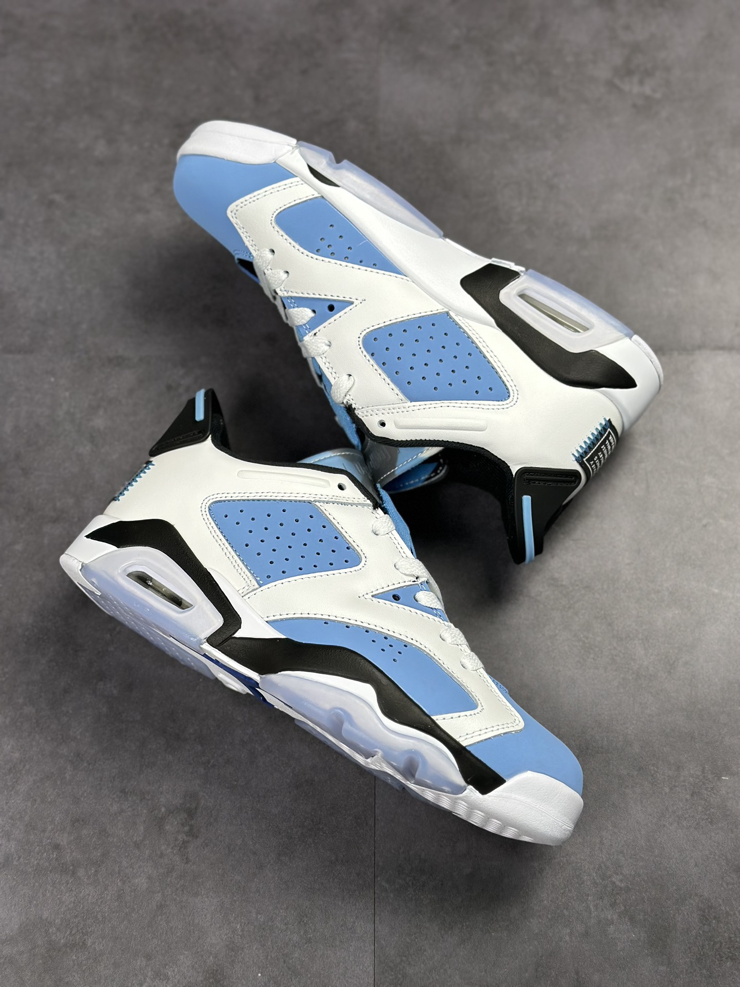 240 Air Jordan 6 Retro Low 白蓝  CT8529-410