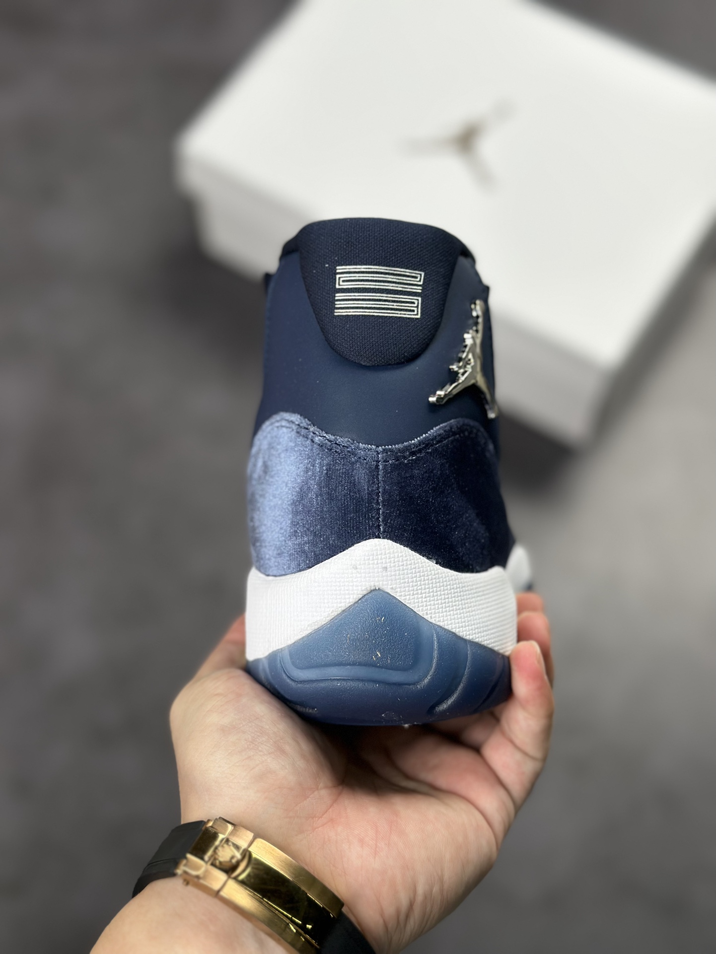 300 Air Jordan 11 Velvet ”Midnight Navy” 丝绒午夜蓝