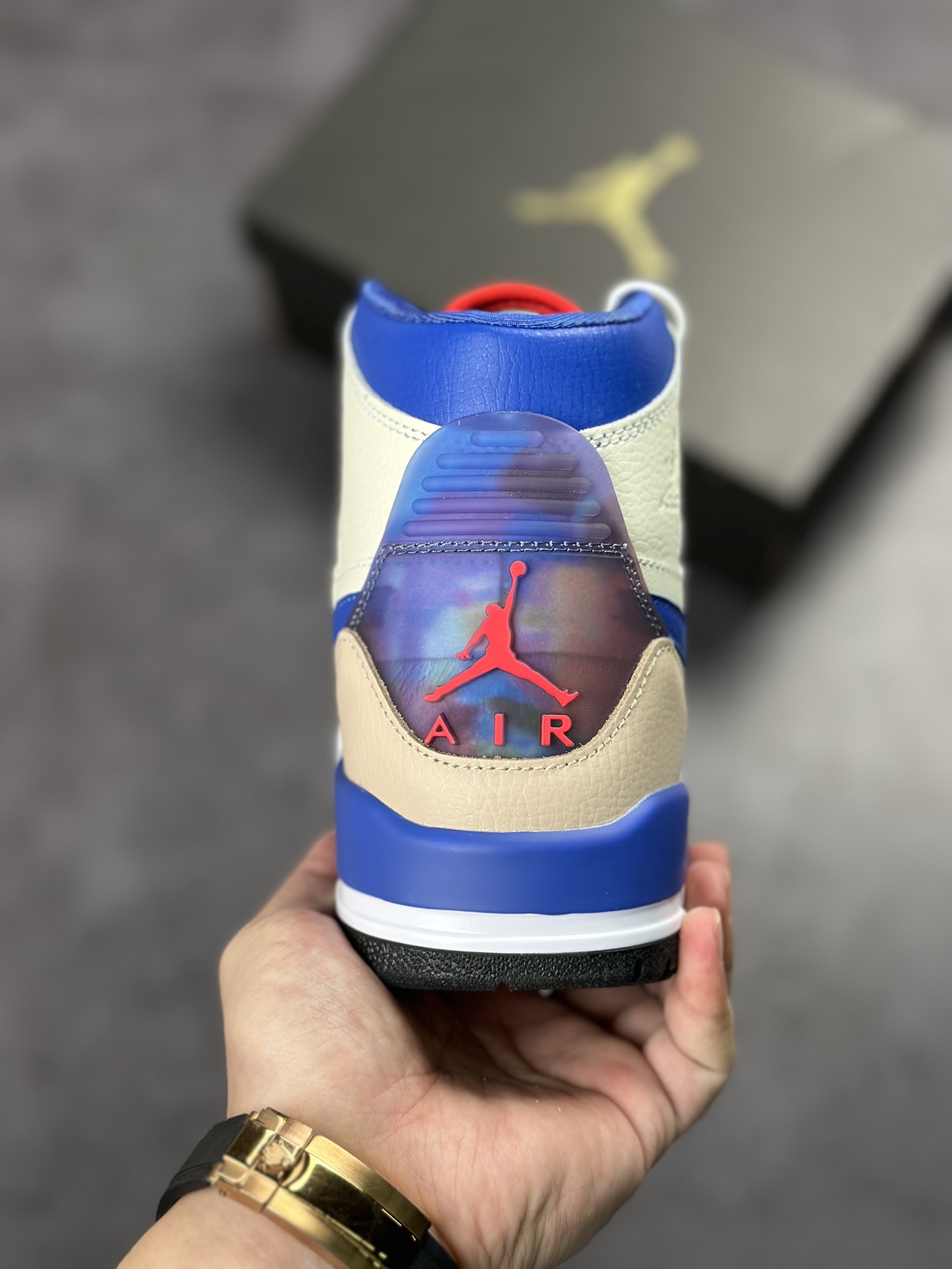 240 Air Jordan Legacy 312 白卡其蓝 CD7068-106