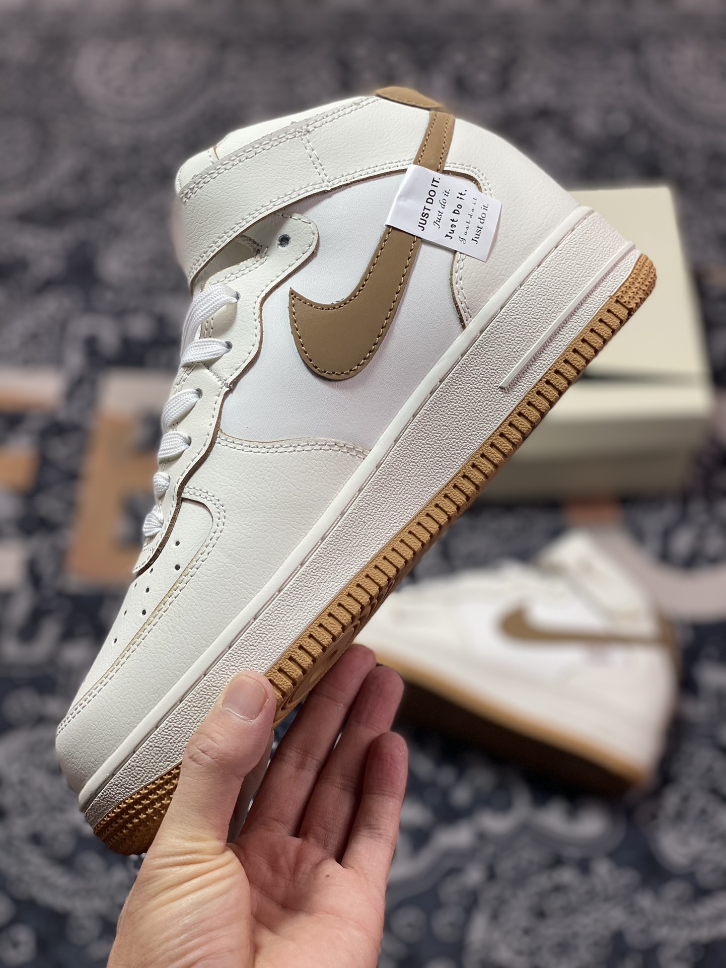 Nike Air Force 1 '07 Mid”Sail White/Brown Mini Swoosh” Air Force One FB1869-022