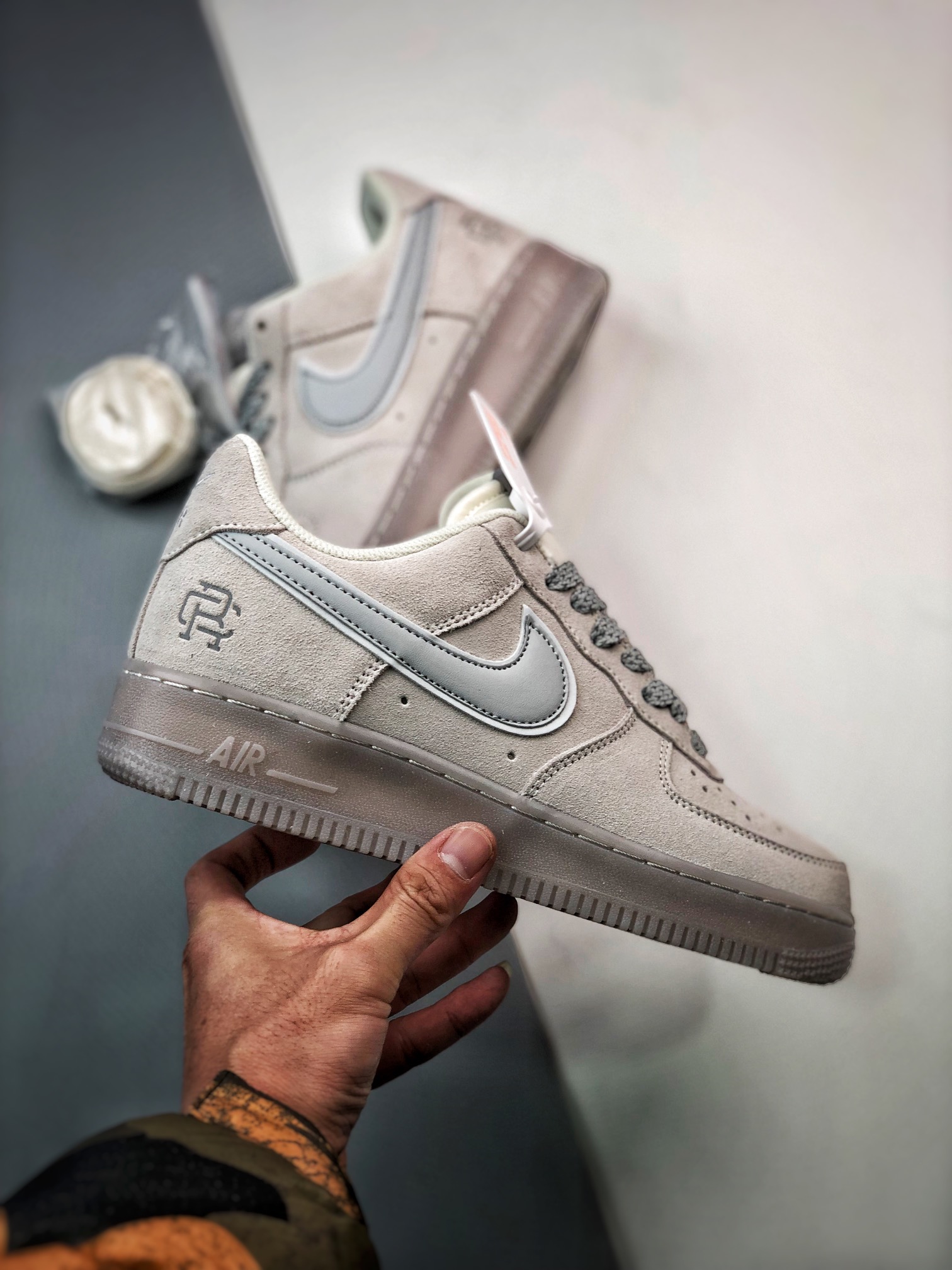 240 卫冕冠军联名款 空军低帮 Air Force1 Low x Reigning Champ SI0820-605