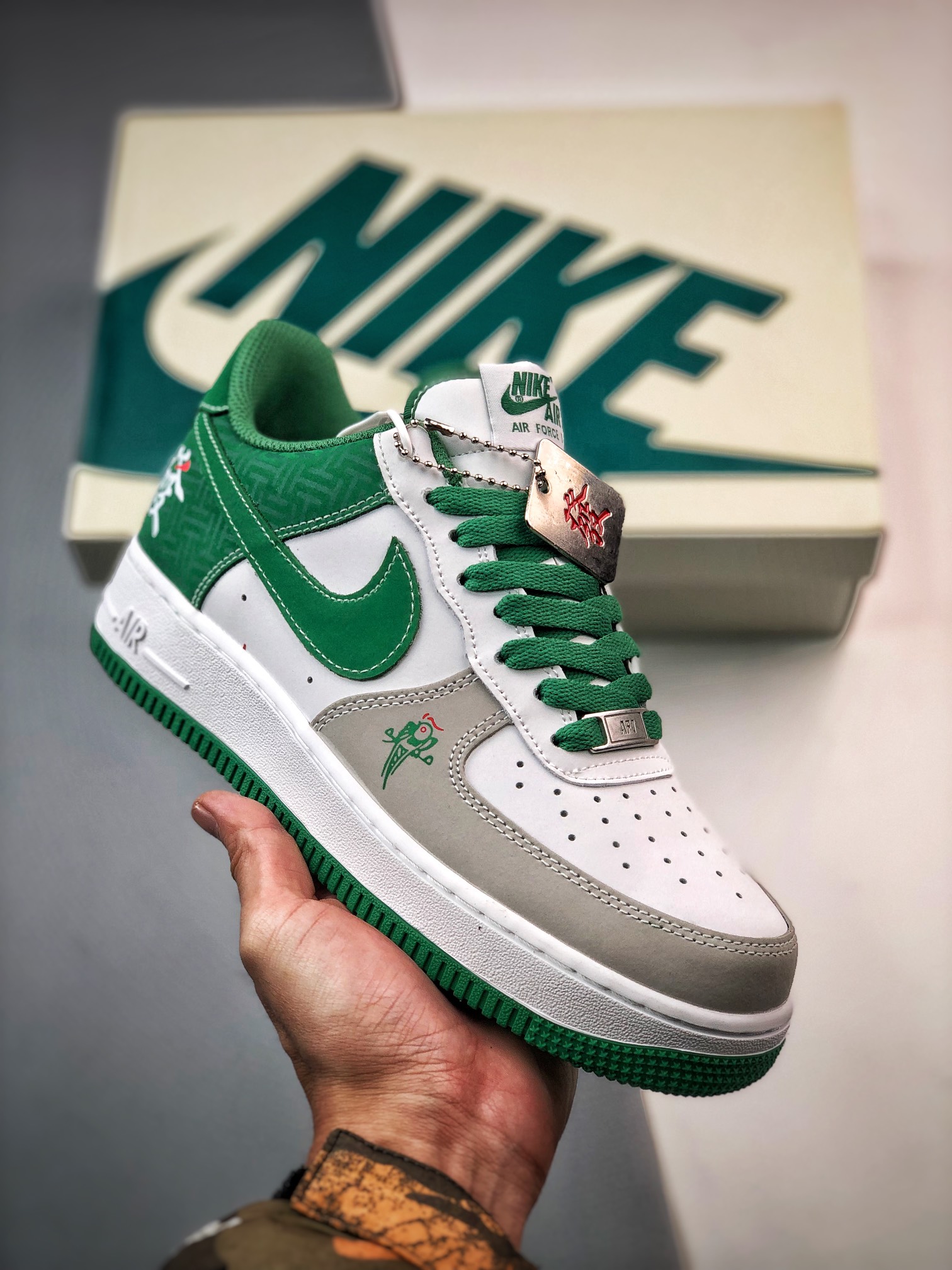 260 Air Force 1 '07 Low 雀神白灰绿 BS9055-806