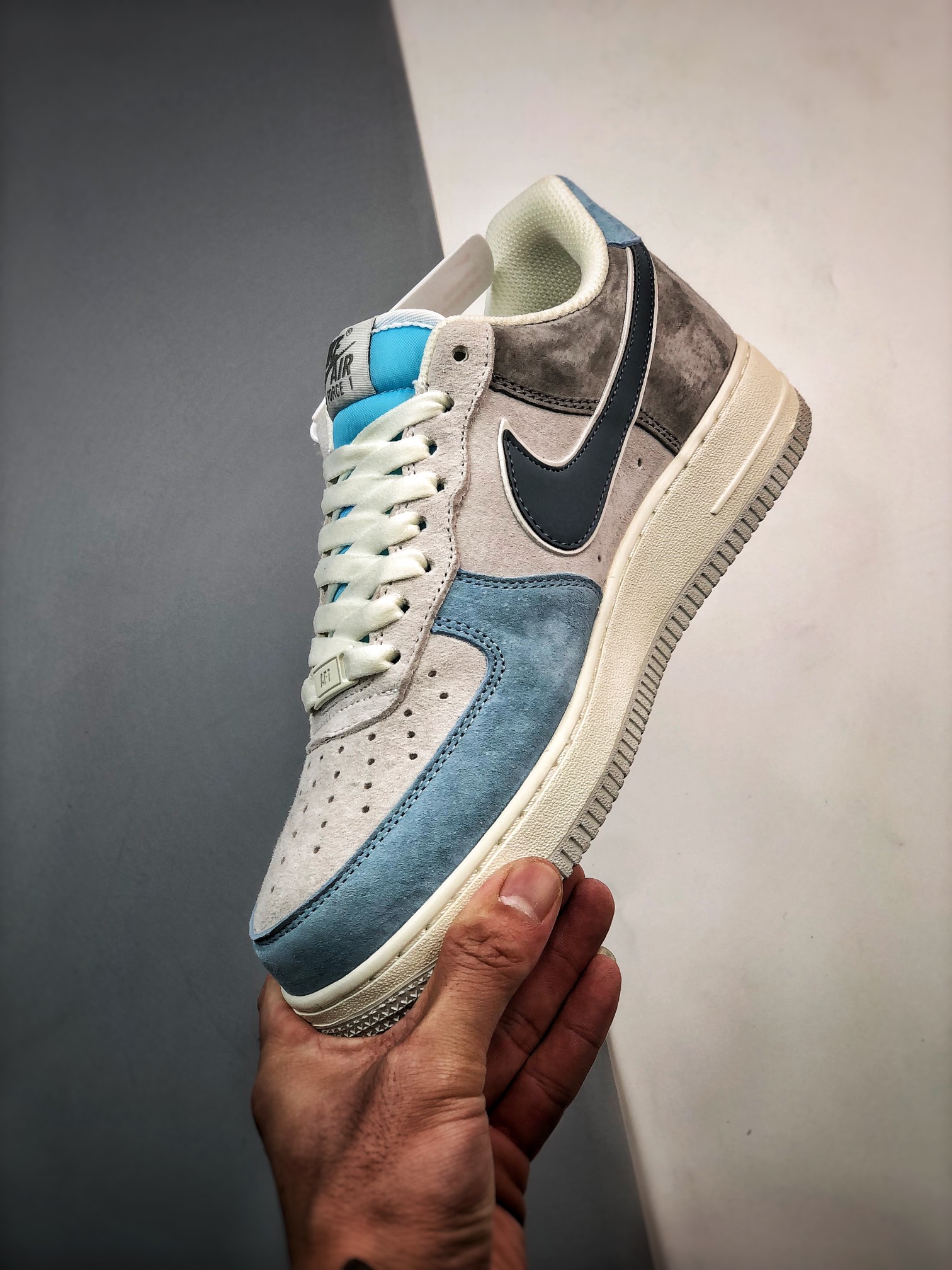 260 Air Force 1 '07 Low 灰白蓝麂皮 LZ6699-523
