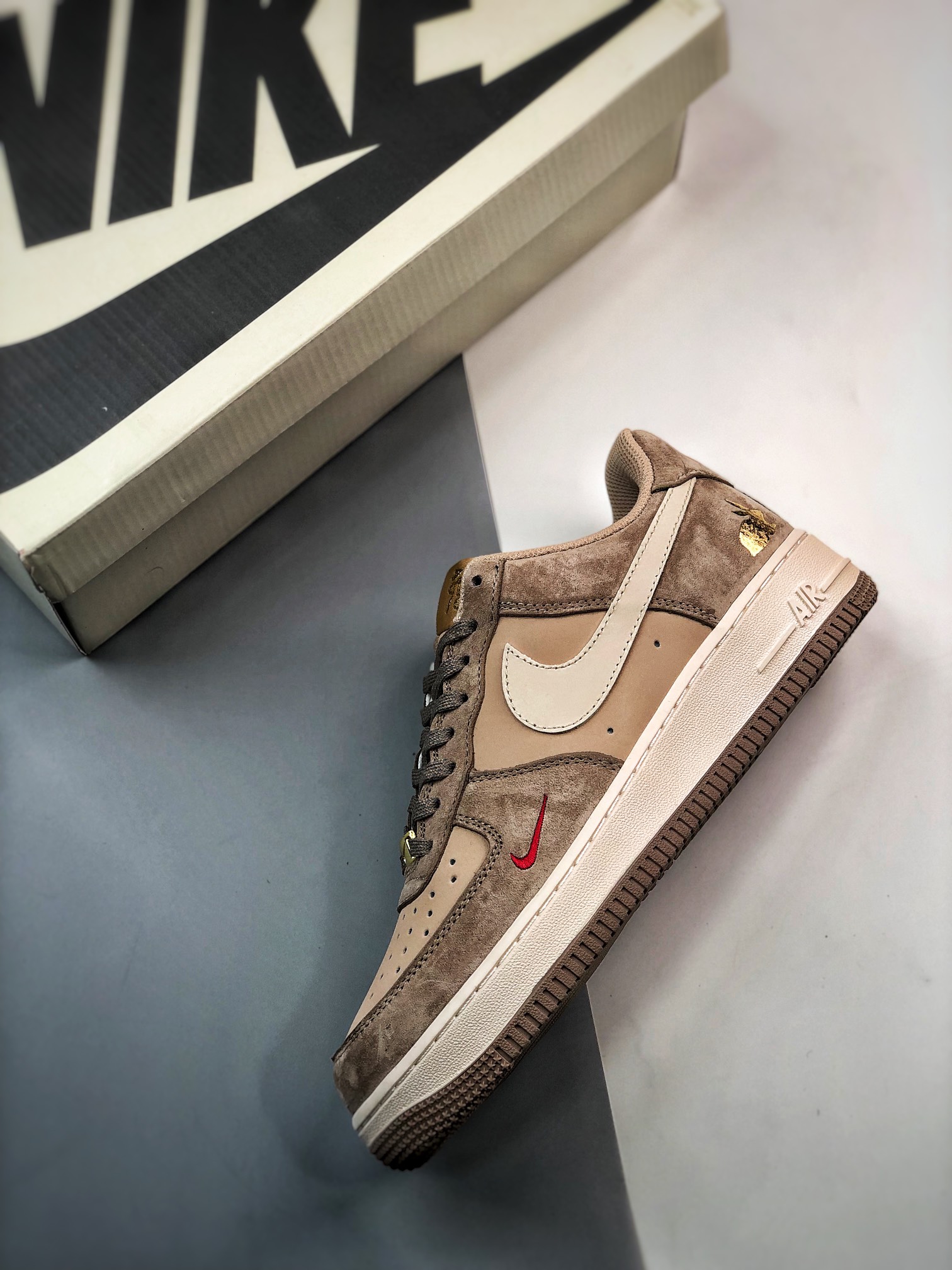 260 Air Force 1 '07 Low 金兔棕麂皮 BS9055-814