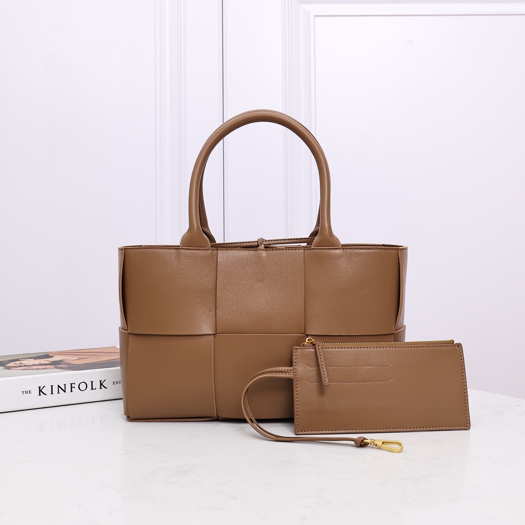 Bottega Veneta Intrecciato Tote Bag Small Caramel