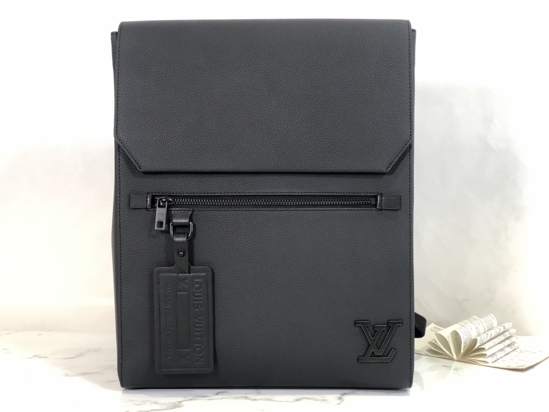 LV Aerogram Flap M21367双肩包