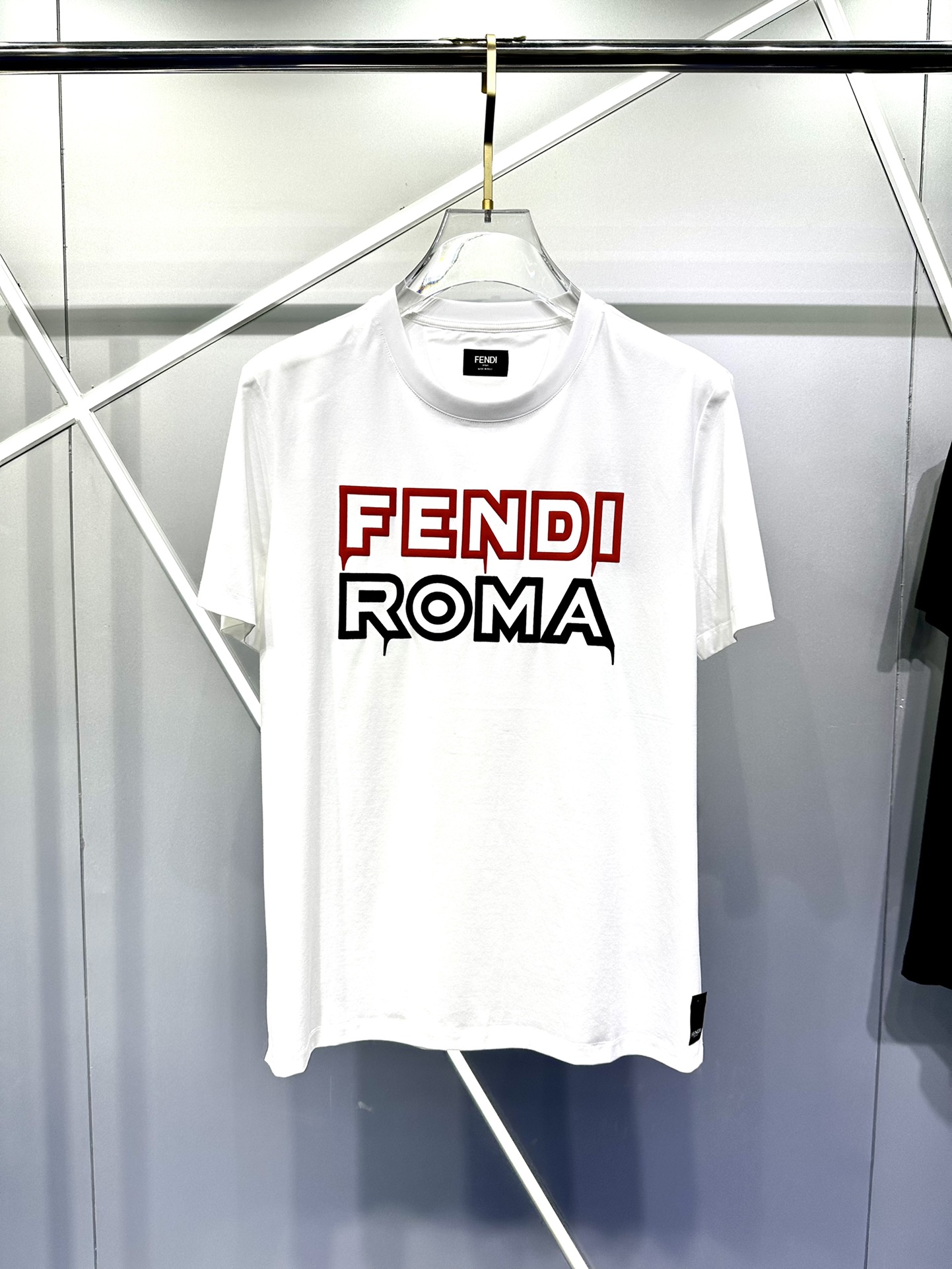 Fendi23ss专柜同款圆领短袖T恤