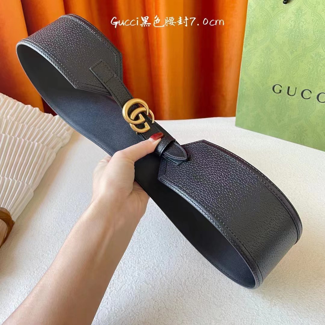 Gucci 经典款面进口原厂猪皮纹小牛皮 搭配原版平纹底 精品双G扣 宽7.0Cm 经典永不过时款 潮流百搭7.0宽 Gucci 经典款面进口原厂猪皮纹小牛皮 搭配原版平纹底 精品双G扣 宽7.0Cm 经典永不过时款 潮流百搭7.0宽