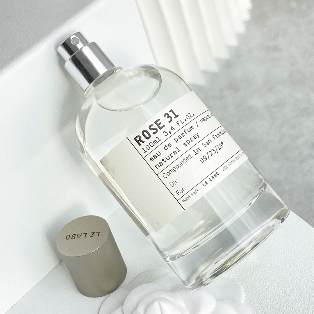Jacquemus Haute Couture Artisanal Perfumery Haute Fragrance Scent Ref 4