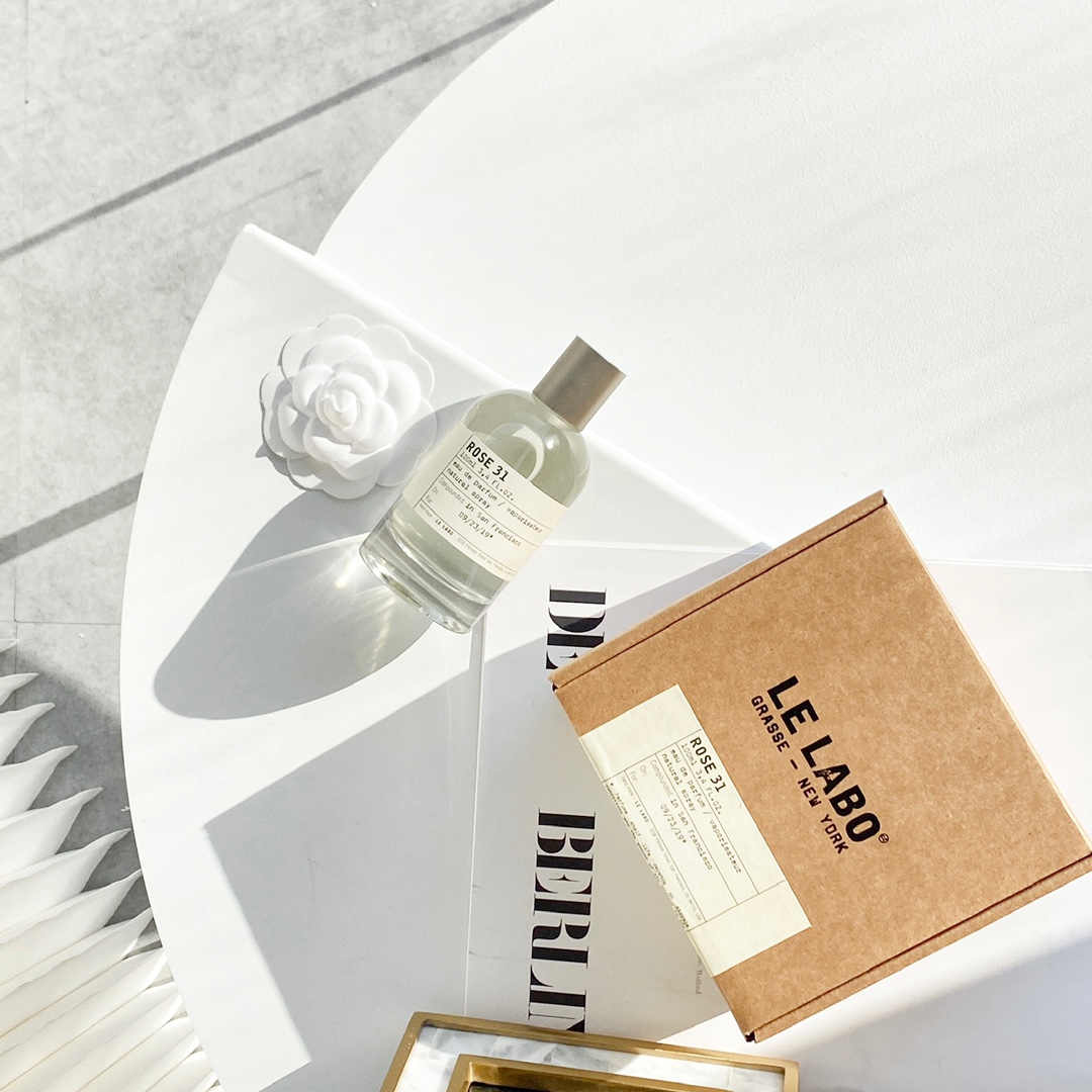 Jacquemus Haute Couture Artisanal Perfumery Haute Fragrance Scent Ref 6