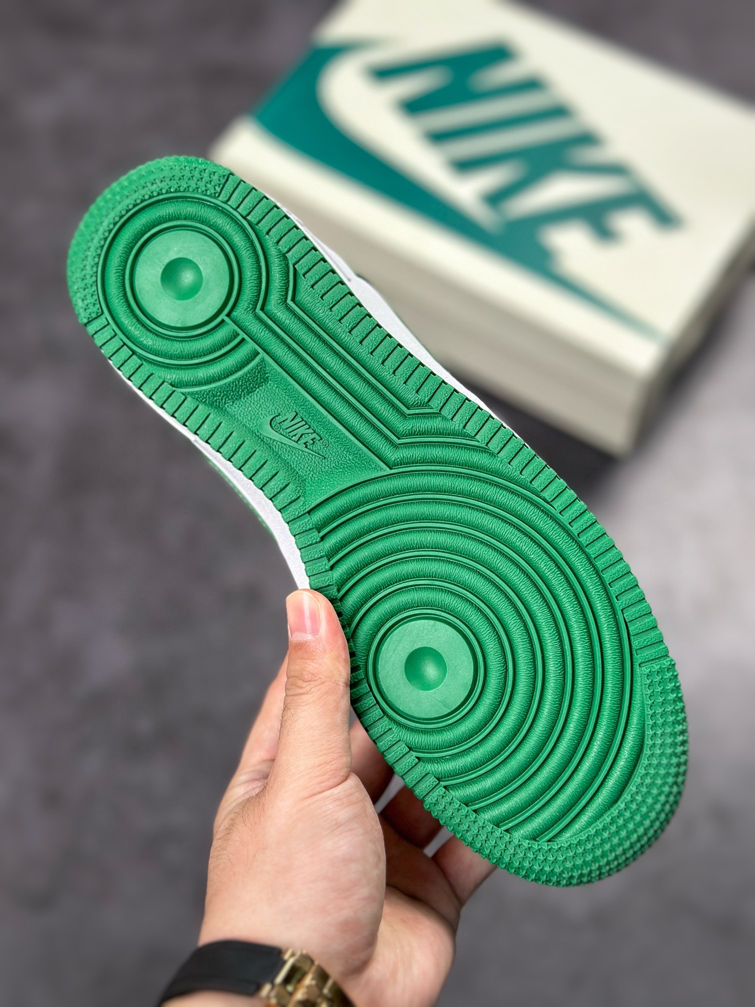 250 Nike Air Force 1 Low 07 雀神白灰绿BS9055-806