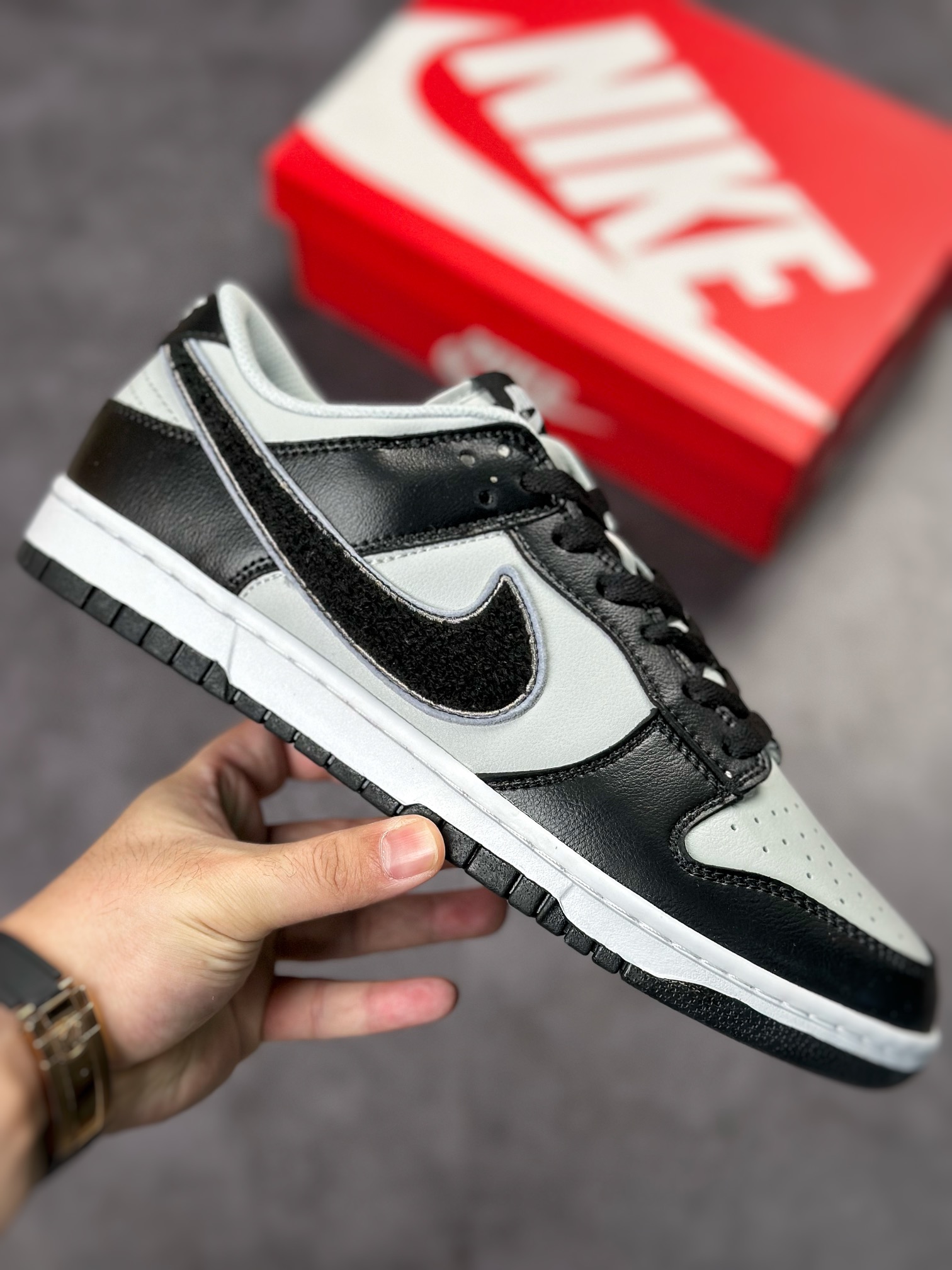 260 Nike SB Dunk Low 黑灰摇粒绒DQ7683-001