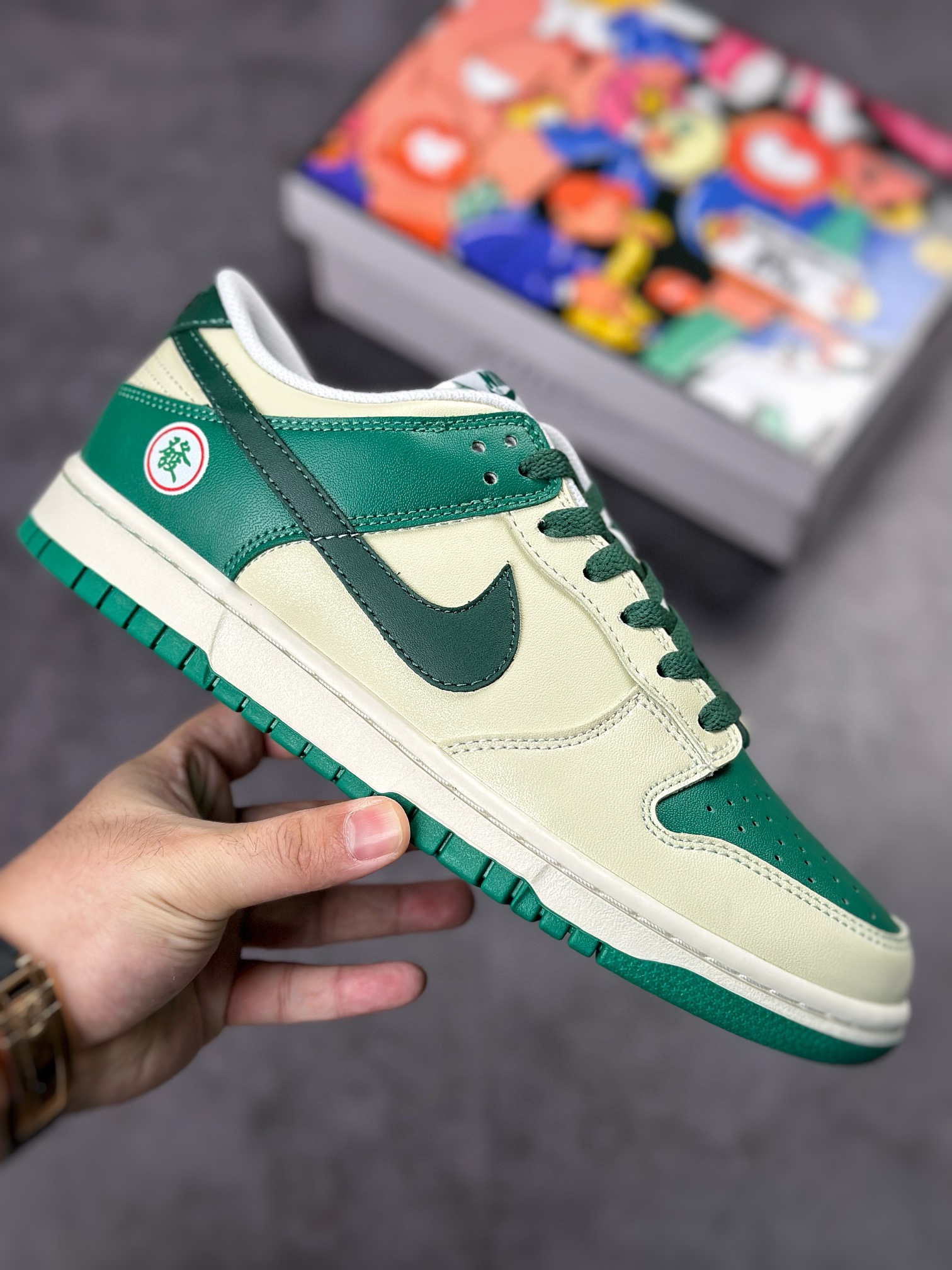 300 Nike SB Dunk Low 发财米绿 TM3696-256