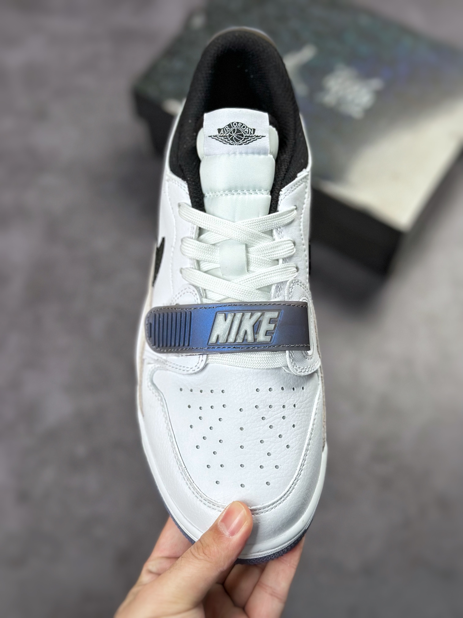 260 Air Jordan 3、Air Jordan 1 和 Air Trainer 2 DV1719-100