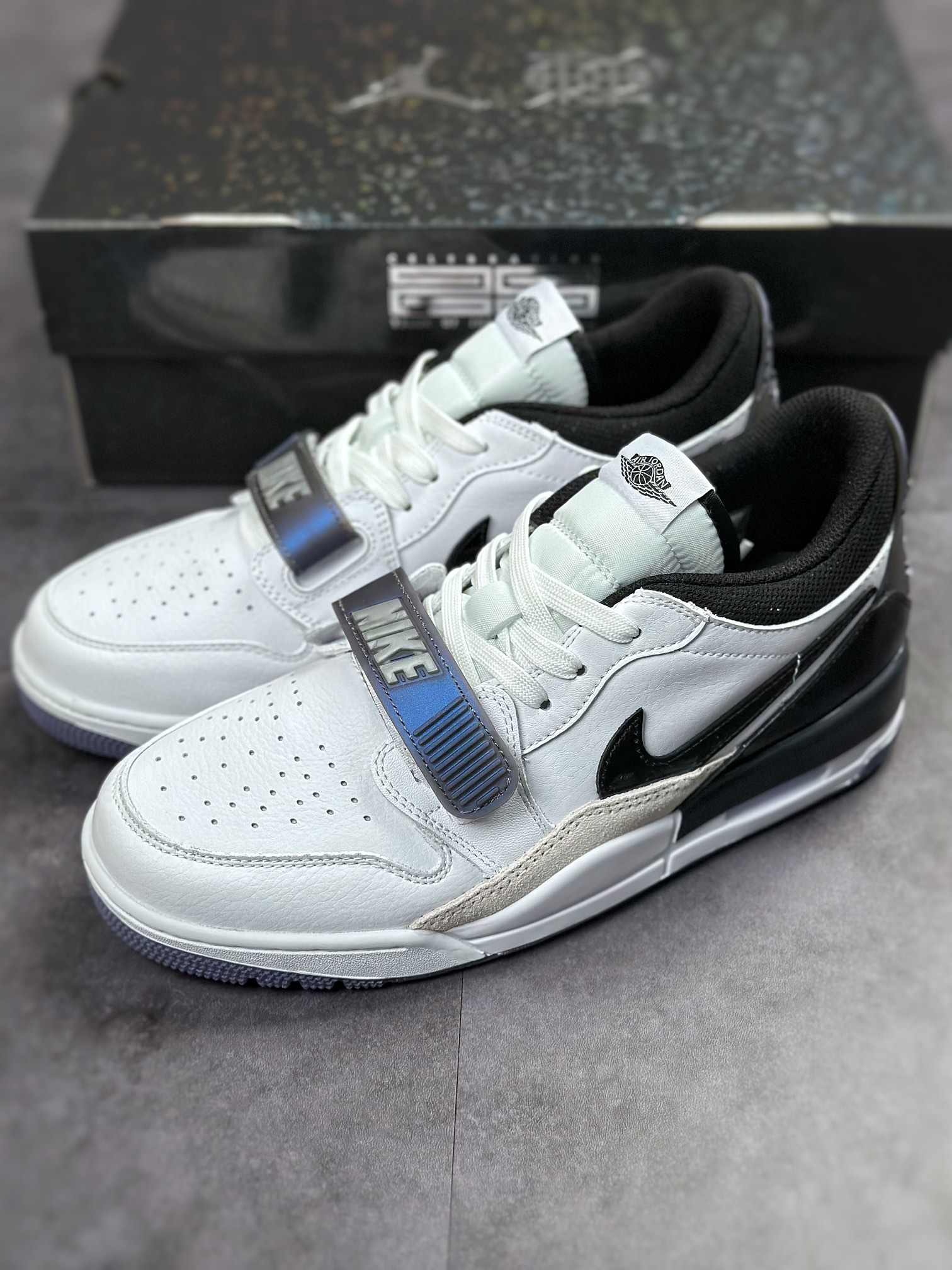 260 Air Jordan 3、Air Jordan 1 和 Air Trainer 2 DV1719-100