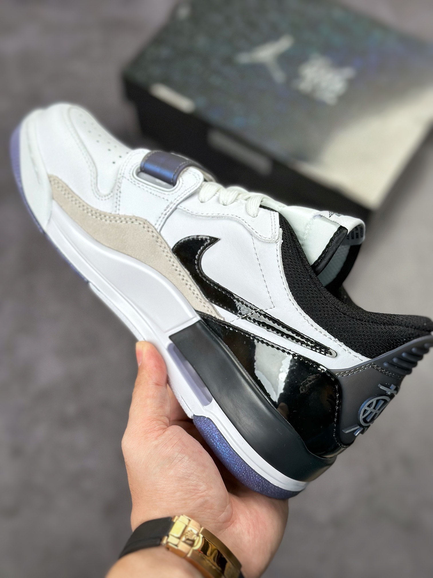 260 Air Jordan 3、Air Jordan 1 和 Air Trainer 2 DV1719-100