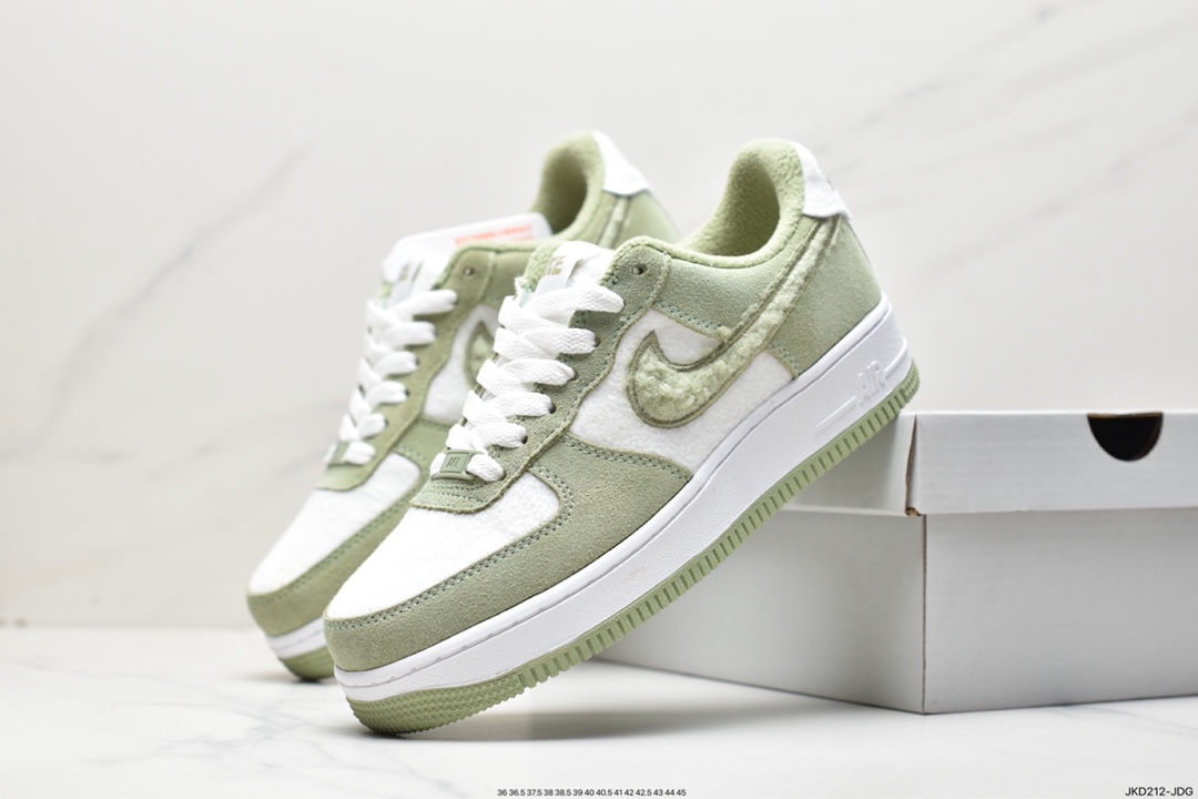160 NK Air Force 1 Low FB1872-030
