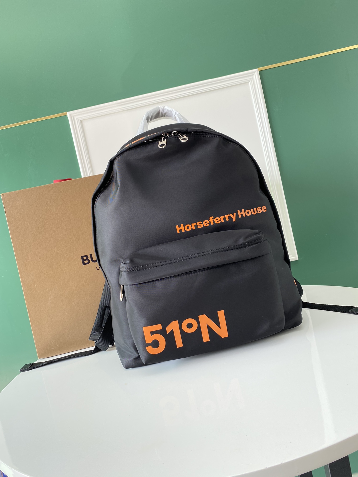 Bs latest burberry backpack is made of selected ECONYL material. ECONYL is a sustainable nylon fabric made from recycled fishing nets, fabric was