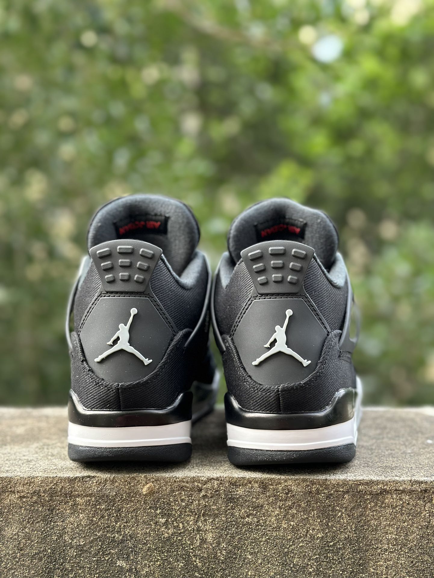 ️AirJordanAJ4Retro